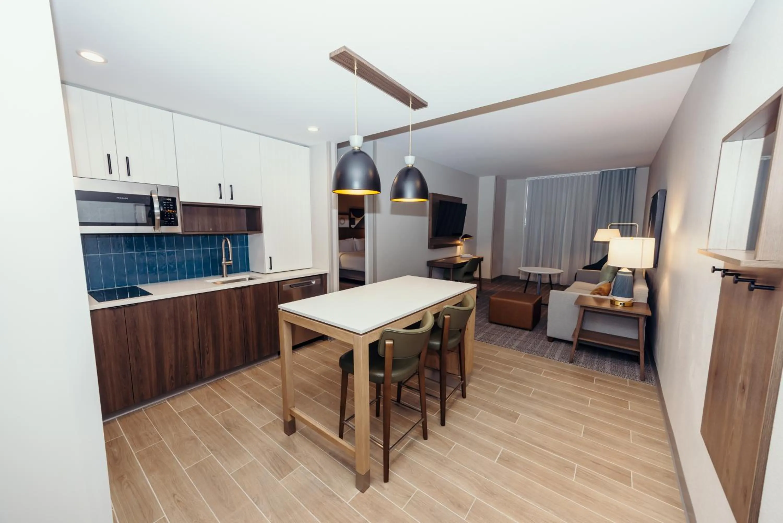 One-Bedroom Suite in STAYBRIDGE SUITES Des Moines North - Ankeny by IHG