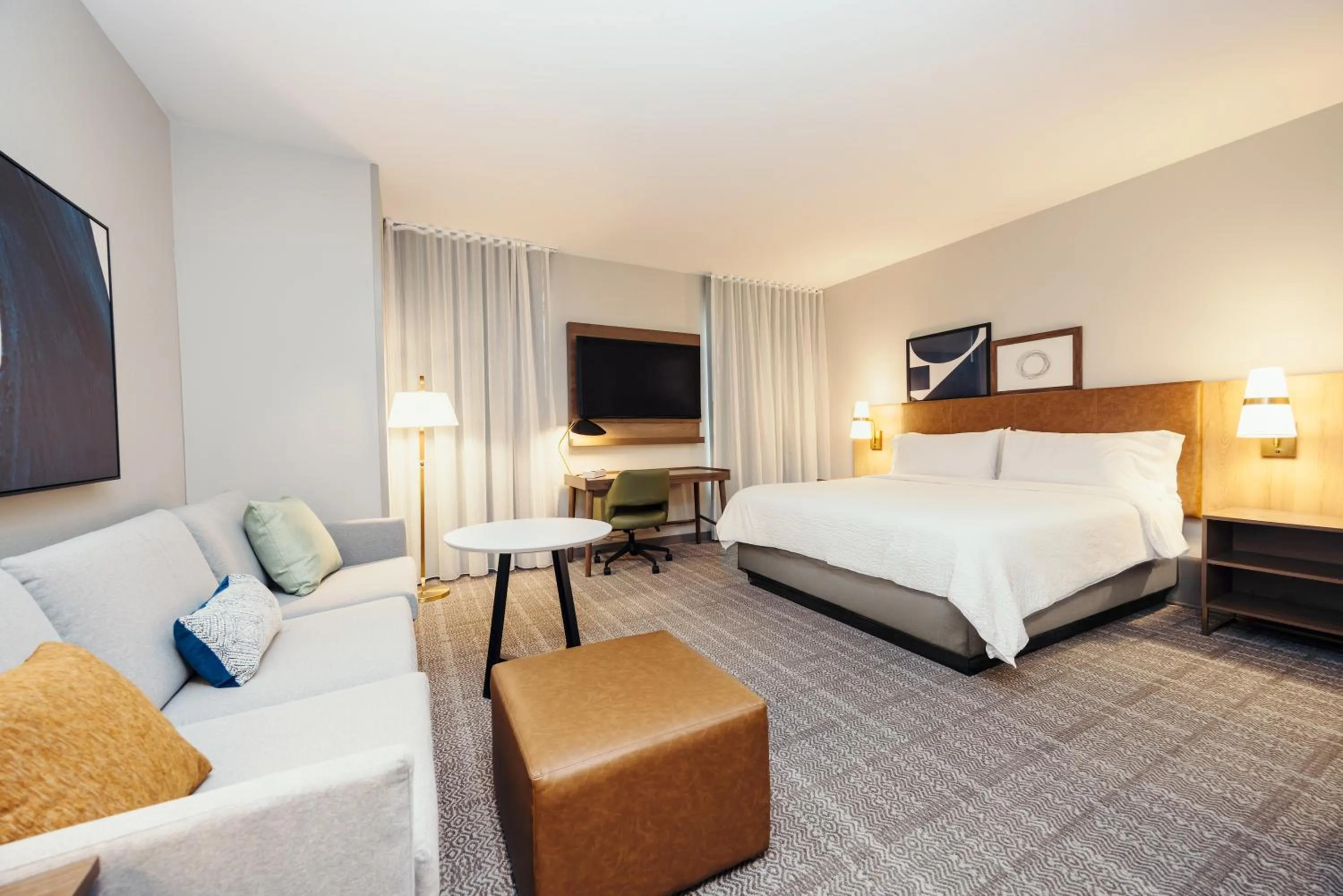 Suite in STAYBRIDGE SUITES Des Moines North - Ankeny by IHG
