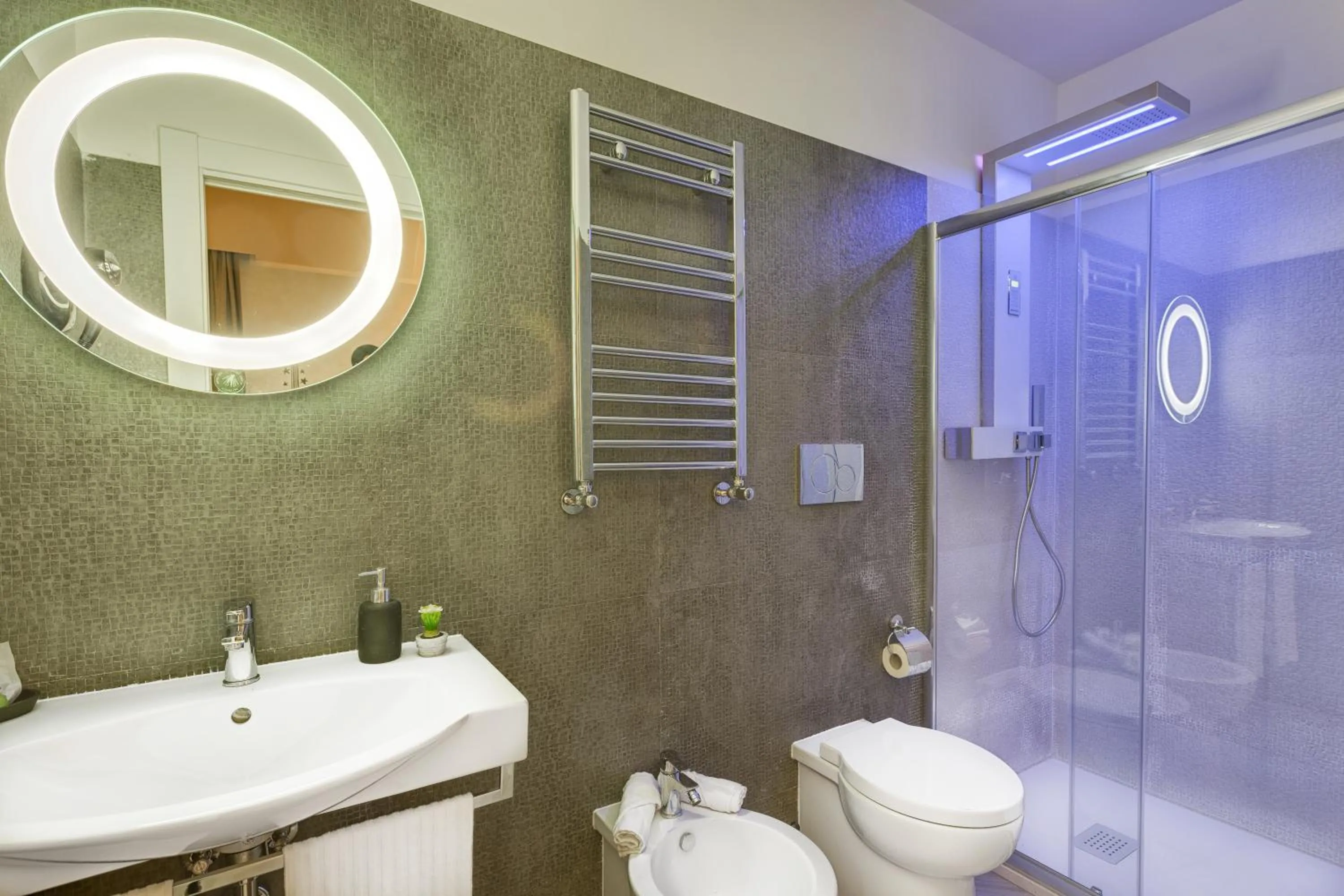 Deluxe Double or Twin Room in Excellence Suite