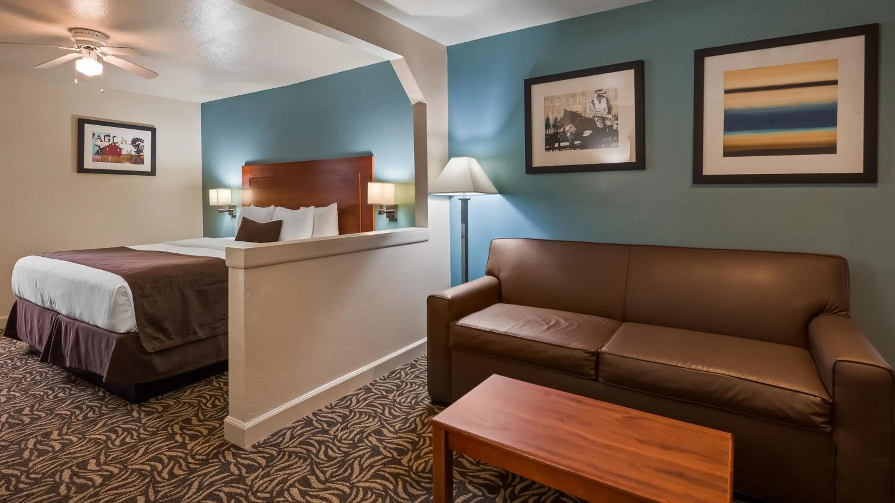 King Suite - Non-Smoking in Best Western Regency Inn & Suites