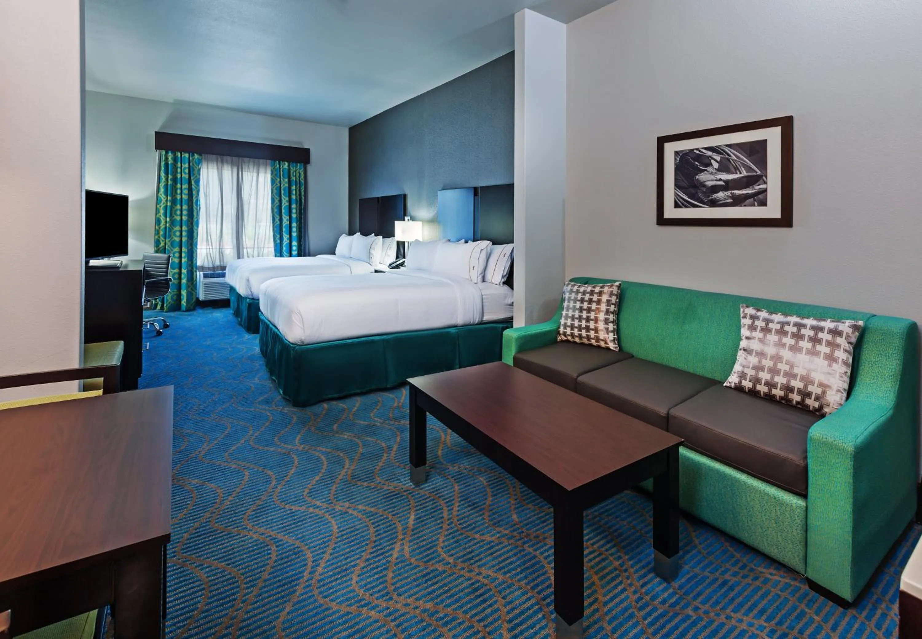 Suite - Hearing Accessible in Holiday Inn Express and Suites Killeen-Fort Hood Area by IHG