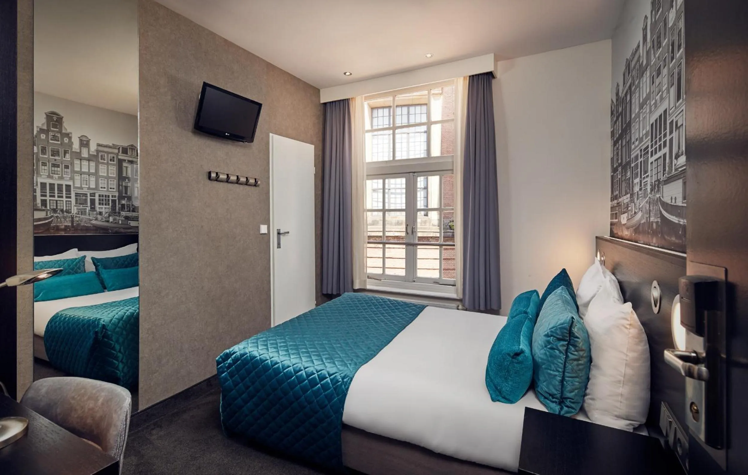 Standard Double Room in Singel Hotel Amsterdam