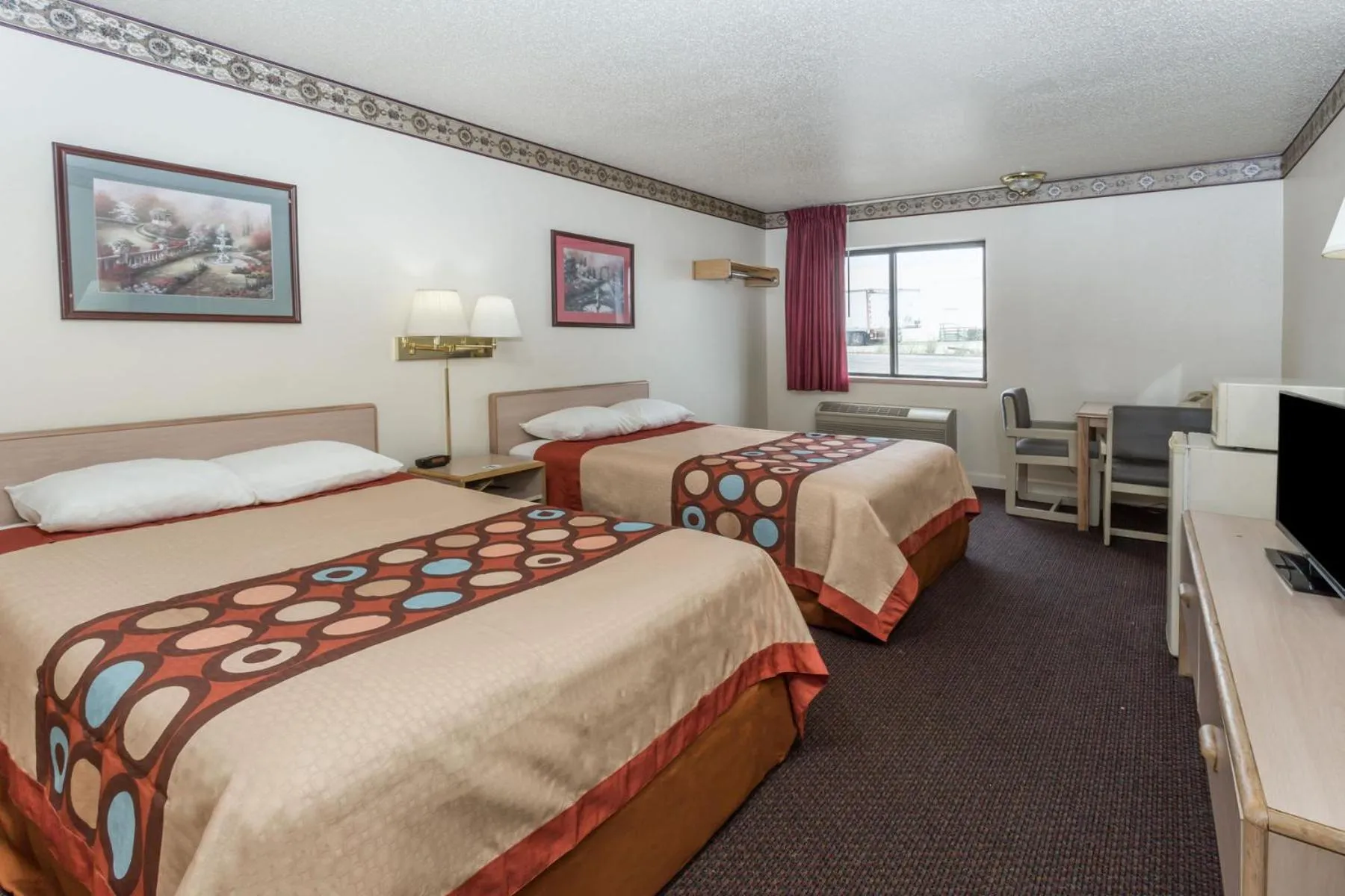 Double Room with Two Double Beds - Non-Smoking in Super 8 by Wyndham Morris