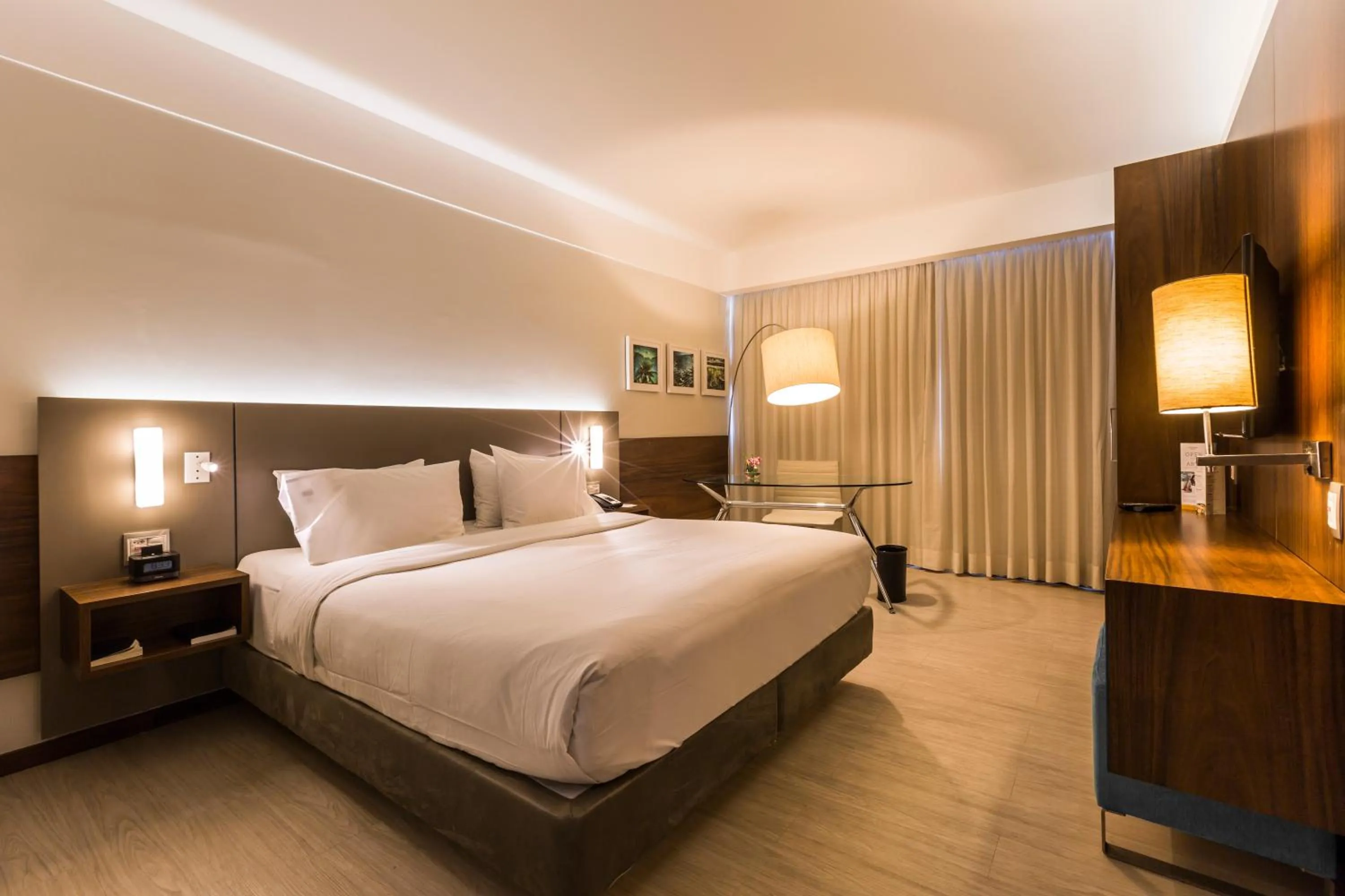 Superior Queen Room in Bugan Recife Boa Viagem Hotel - by Atlantica