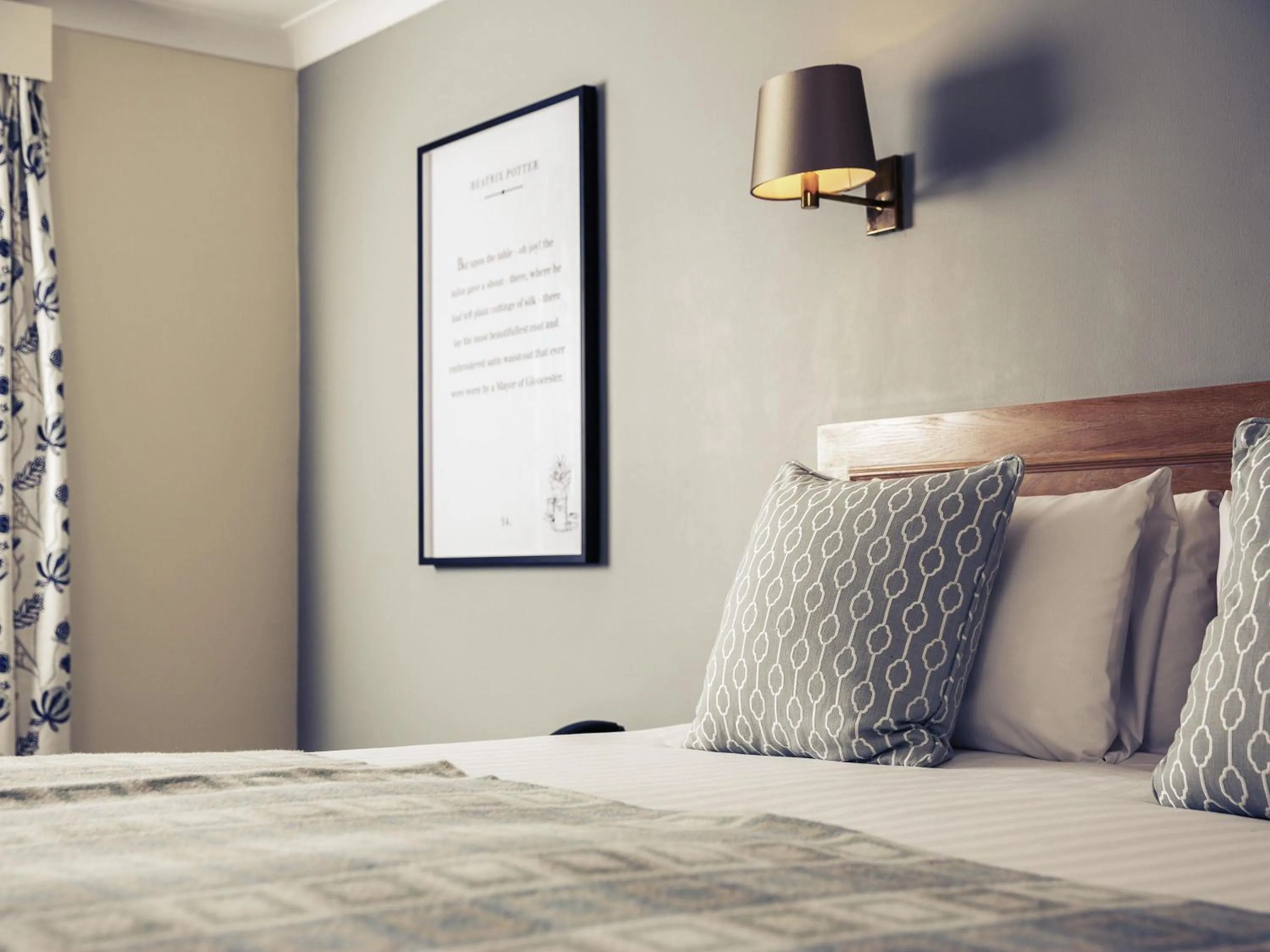 Privilege Double Room in Mercure Gloucester Bowden Hall Hotel