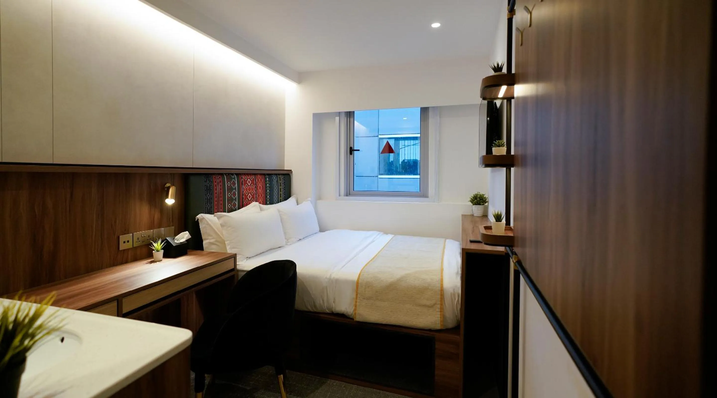 Cabin M, Deluxe, Window, Private Bathroom in ST Signature Bugis Middle