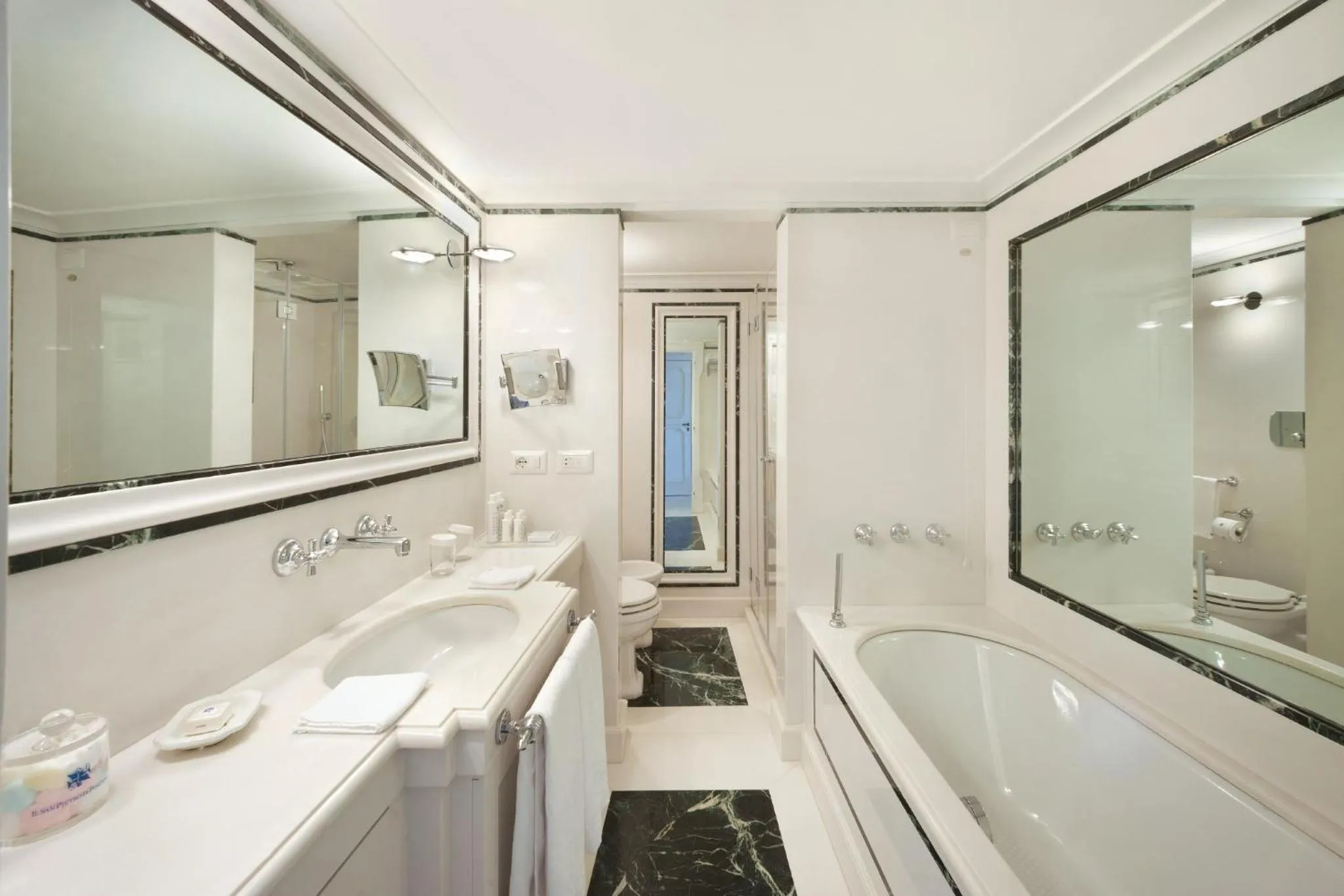 Deluxe Superior Double Room with Sea View in Il San Pietro di Positano