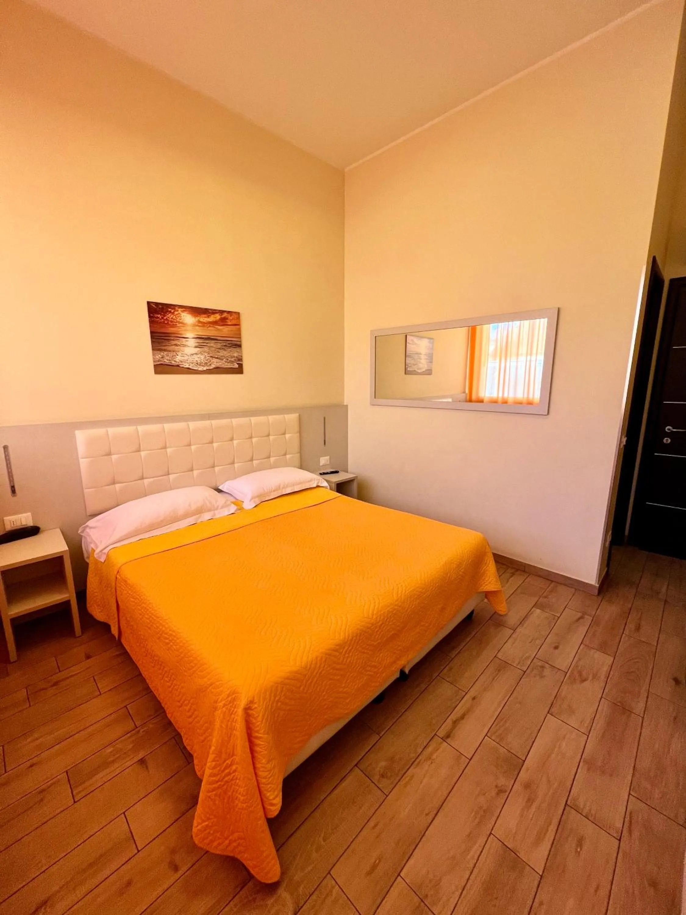 Double or Twin Room in Casa Zeffirino