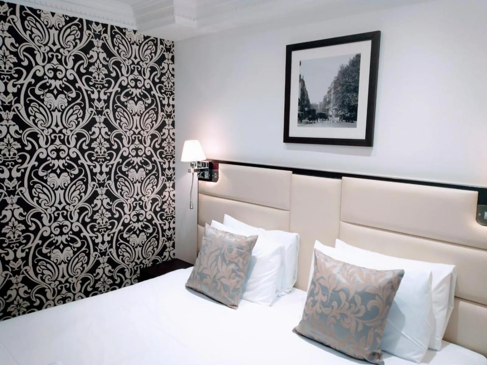 Junior Suite in Hotel Edward Paddington