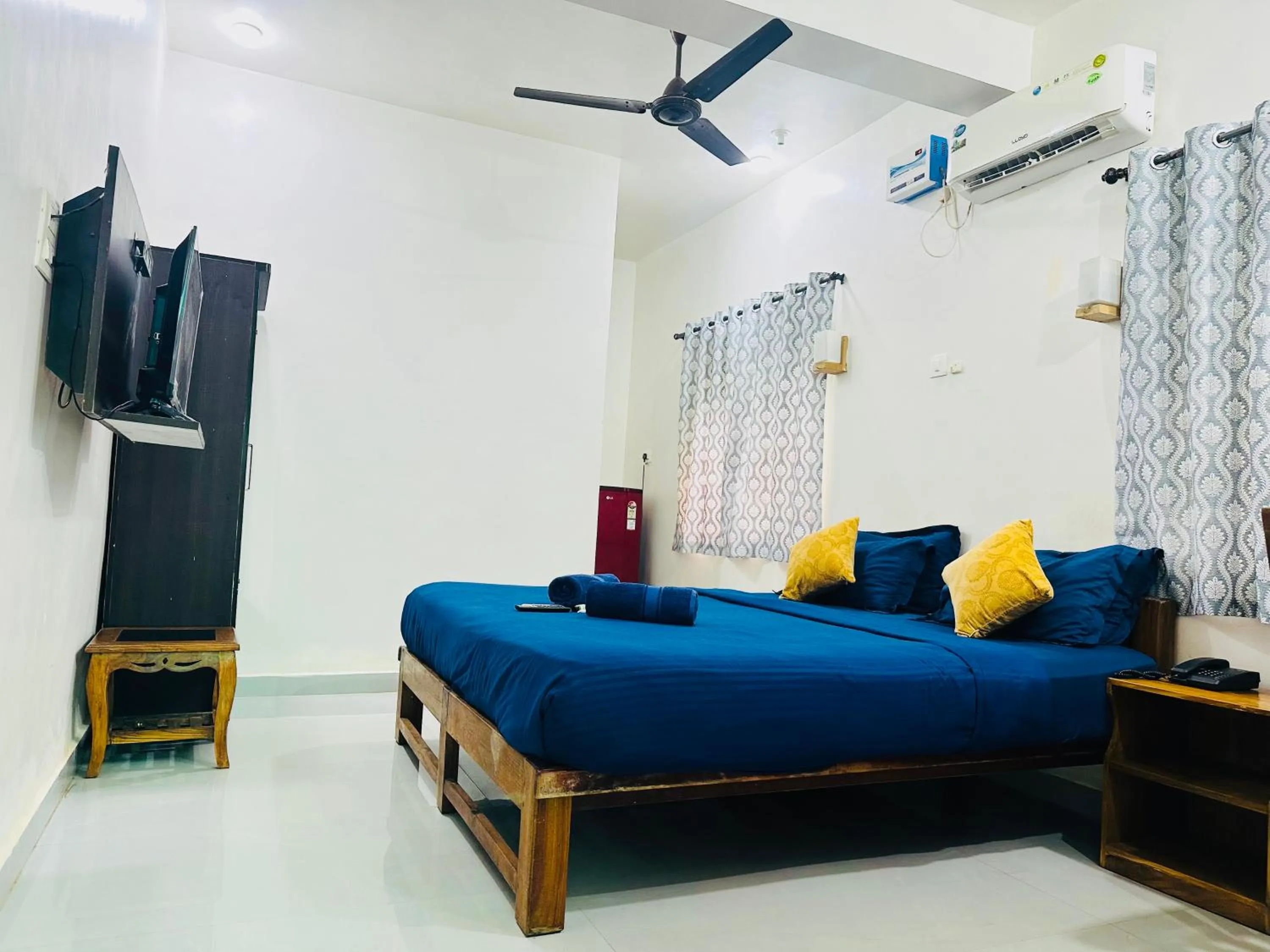 Deluxe Double Room in Swati