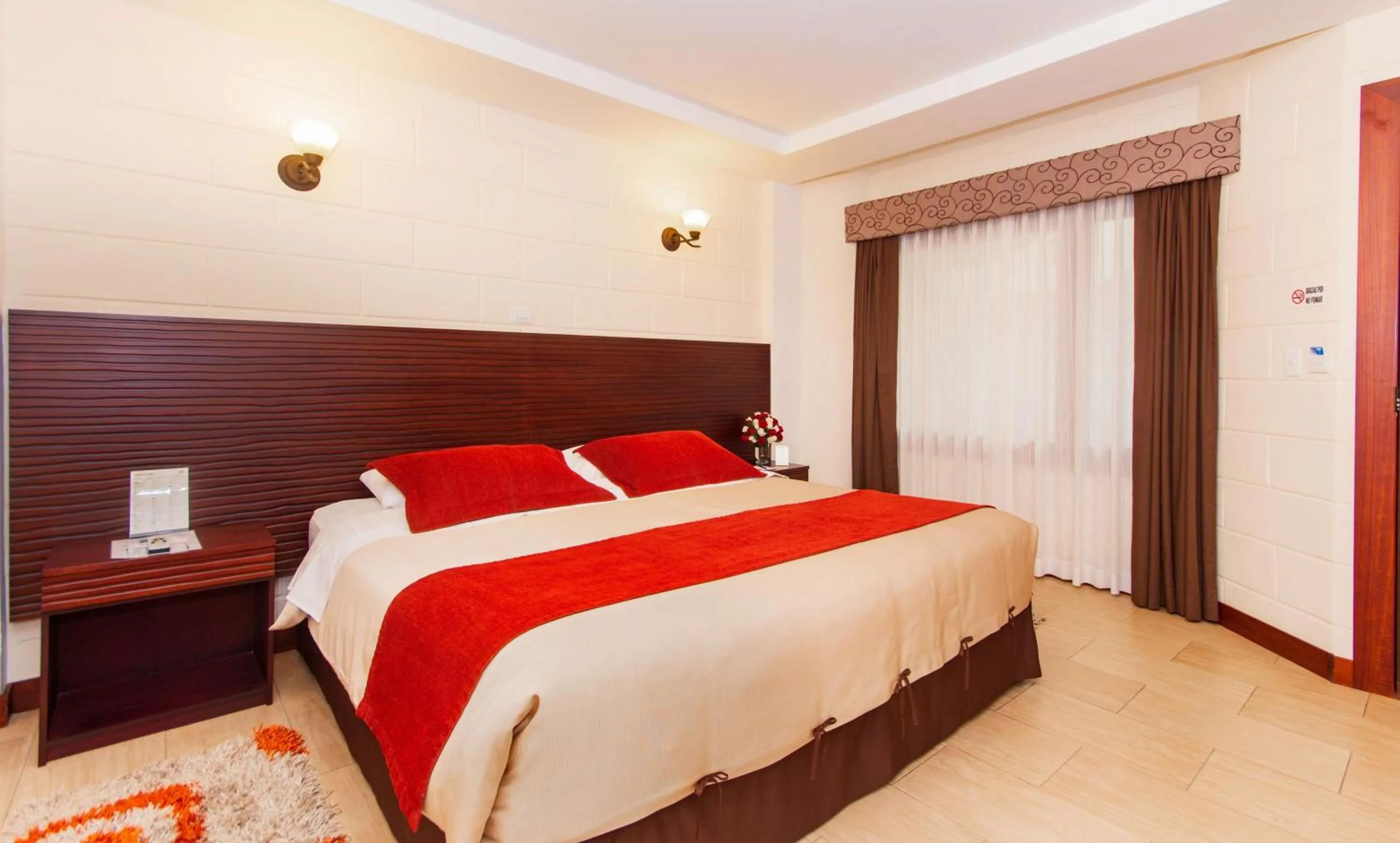 Premium King Room - Non-Smoking in Hotel Rincon de Puembo; BW Signature Collection