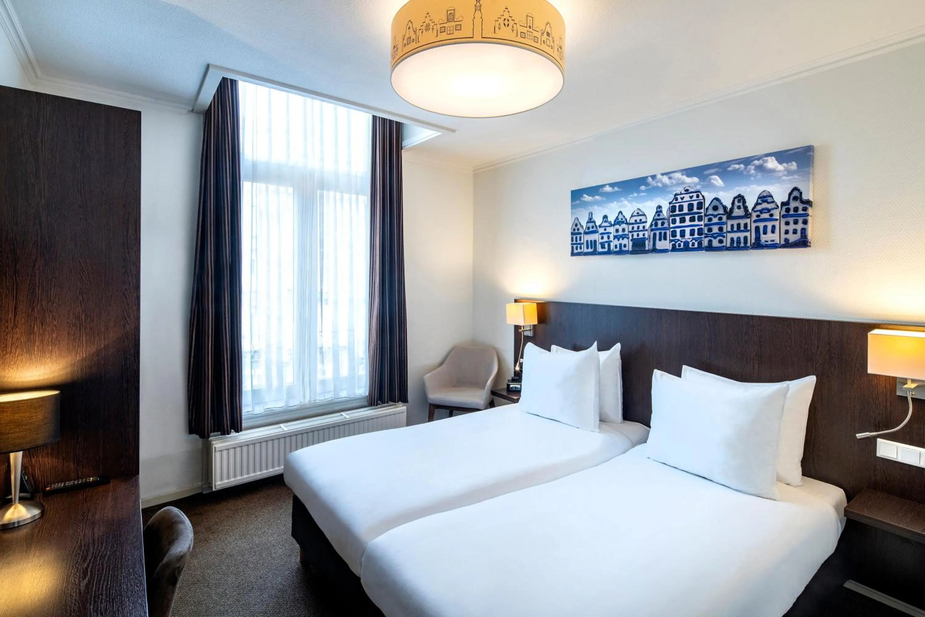 Twin Room in Hotel Nes Amsterdam