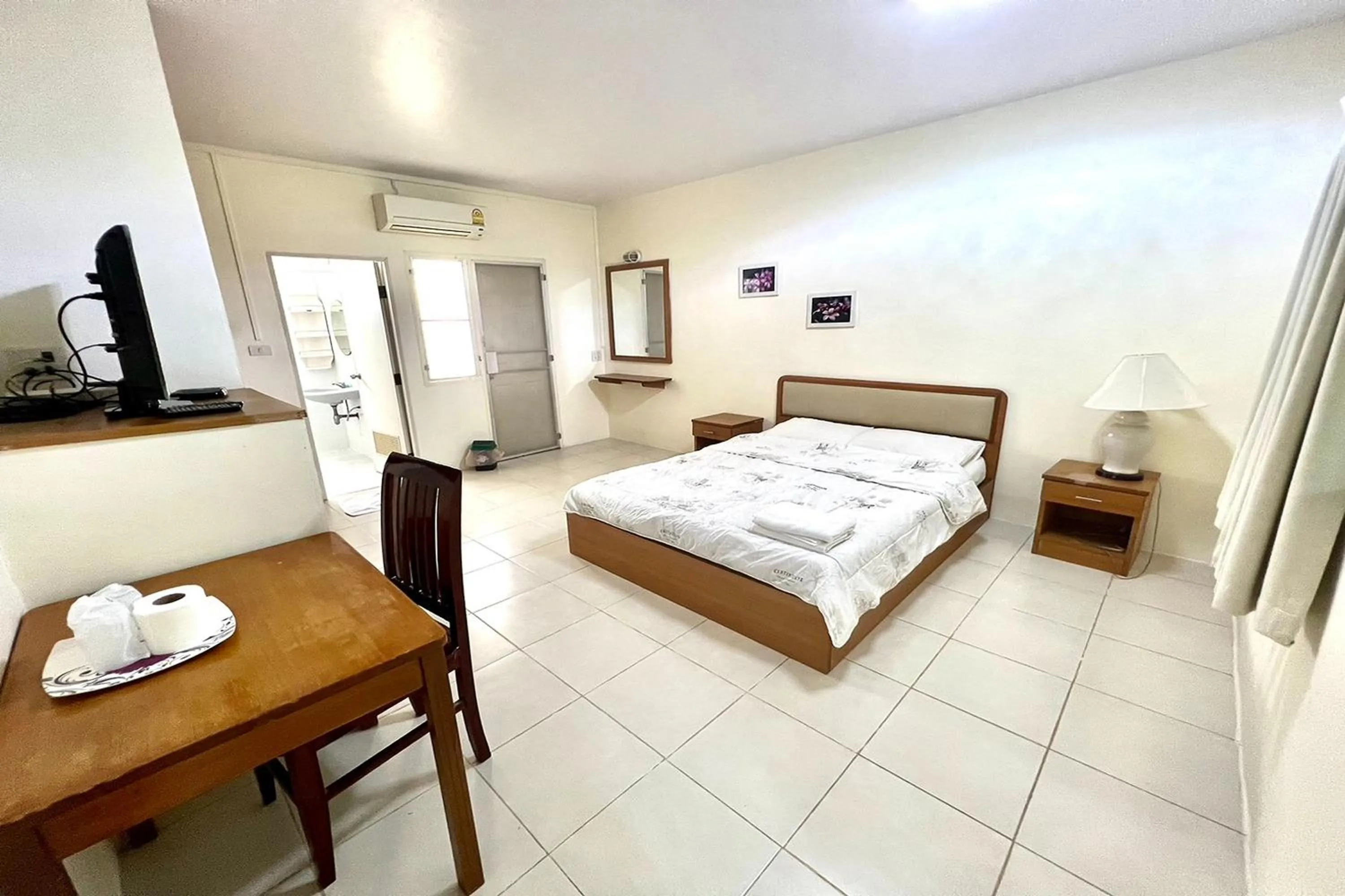 Standard Double Room in U.D.Home Apartment