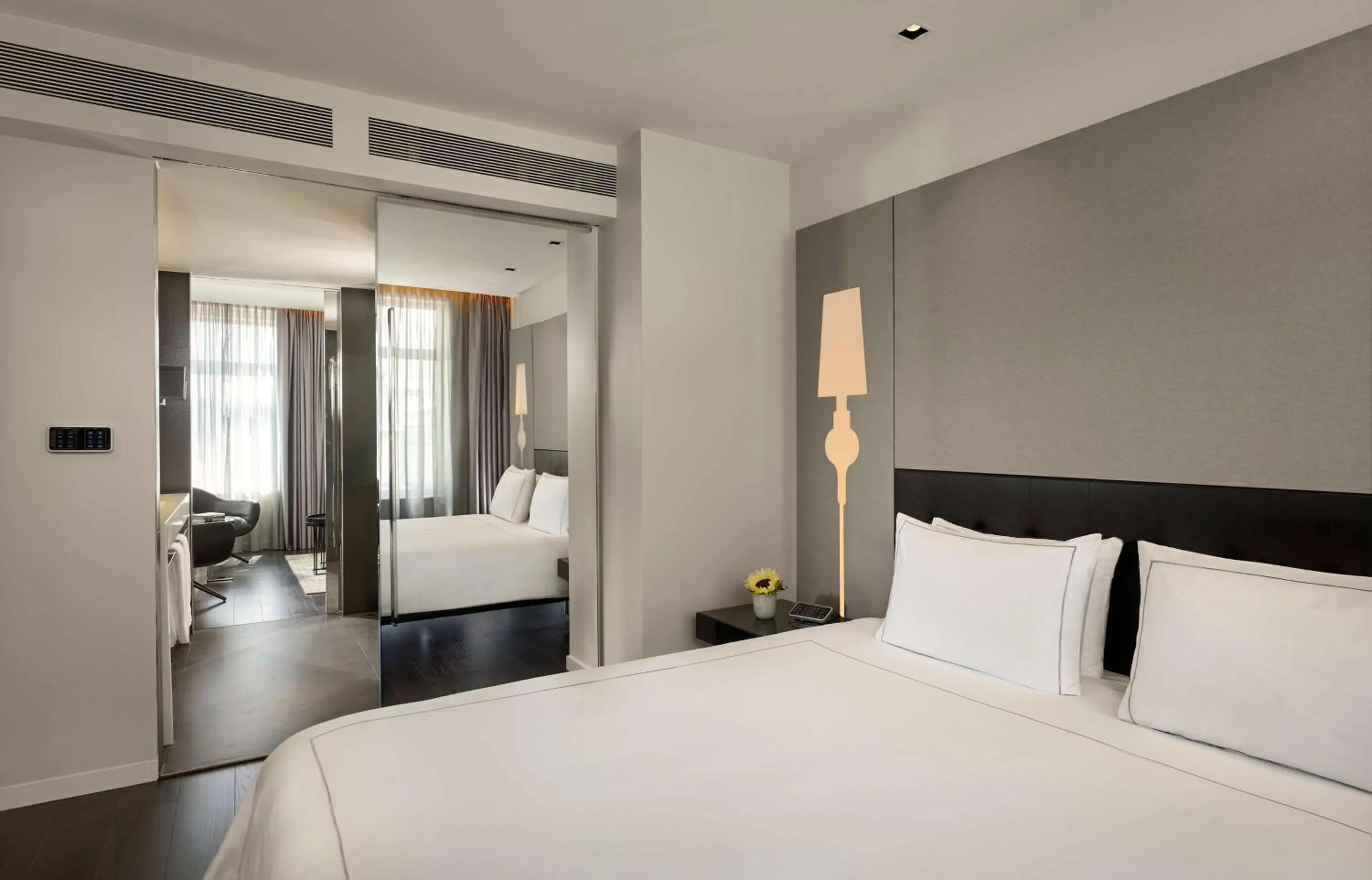 One-Bedroom Suite in Park Plaza Victoria Amsterdam