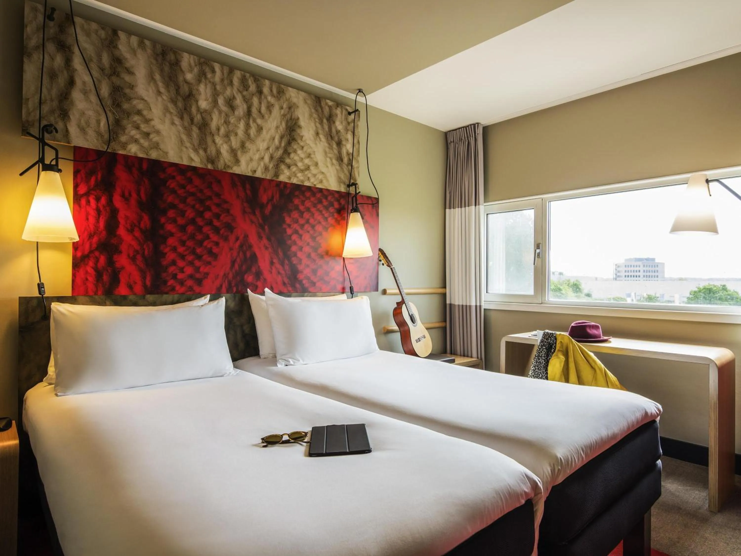 Superior Twin Room in Ibis Schiphol Amsterdam Airport