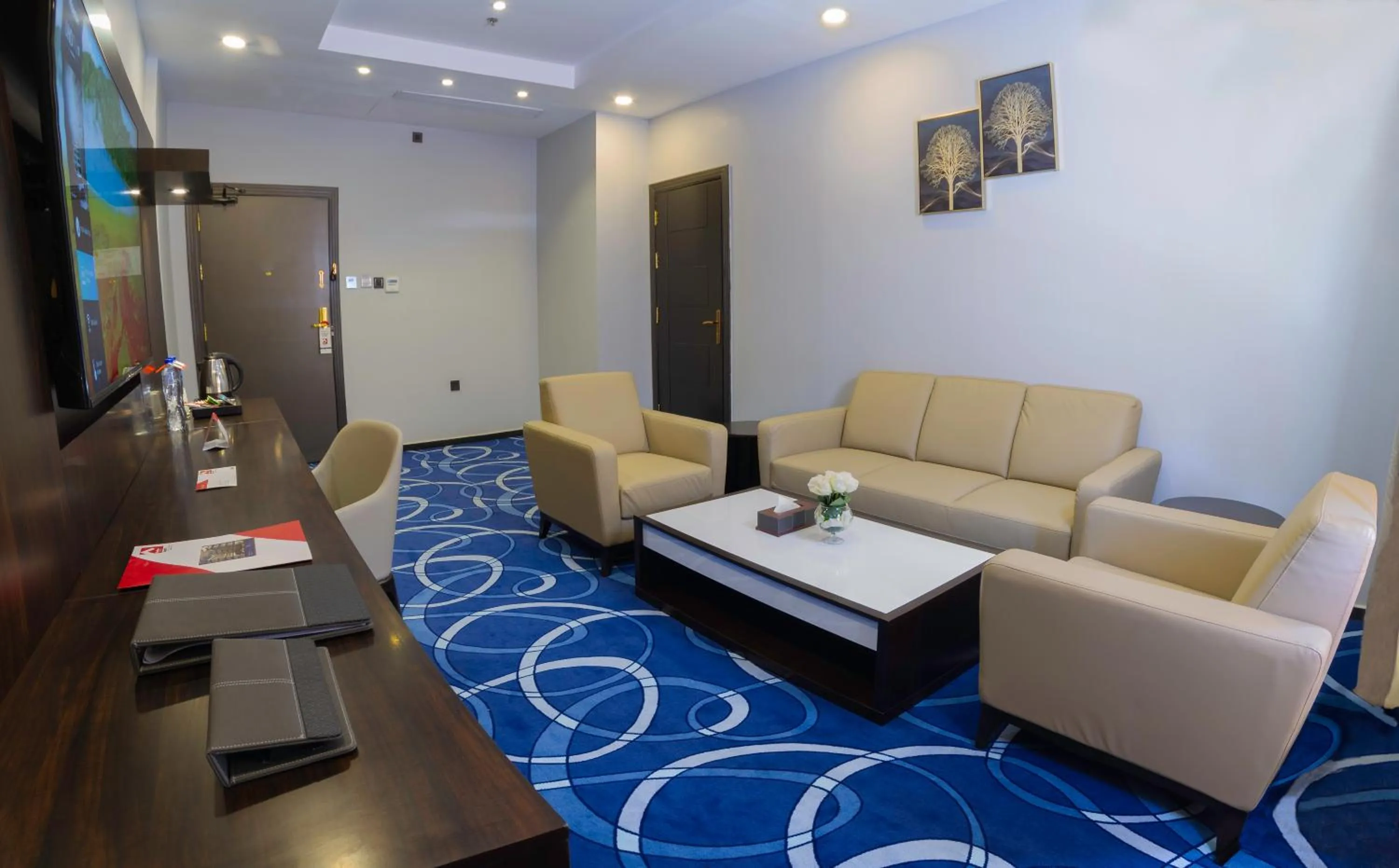 Junior Suite in Cloud City Hotel