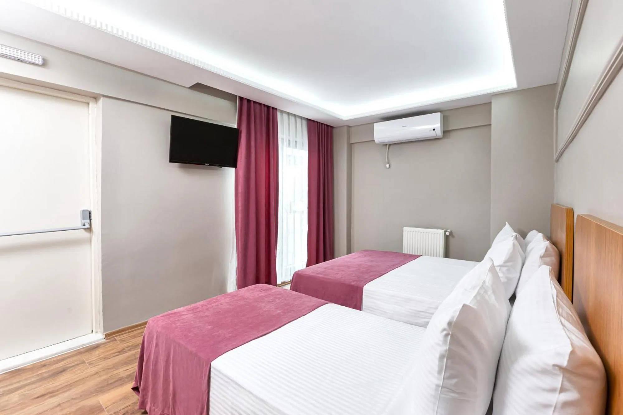 Standard Triple Room in Ria Suites Boutique Hotel