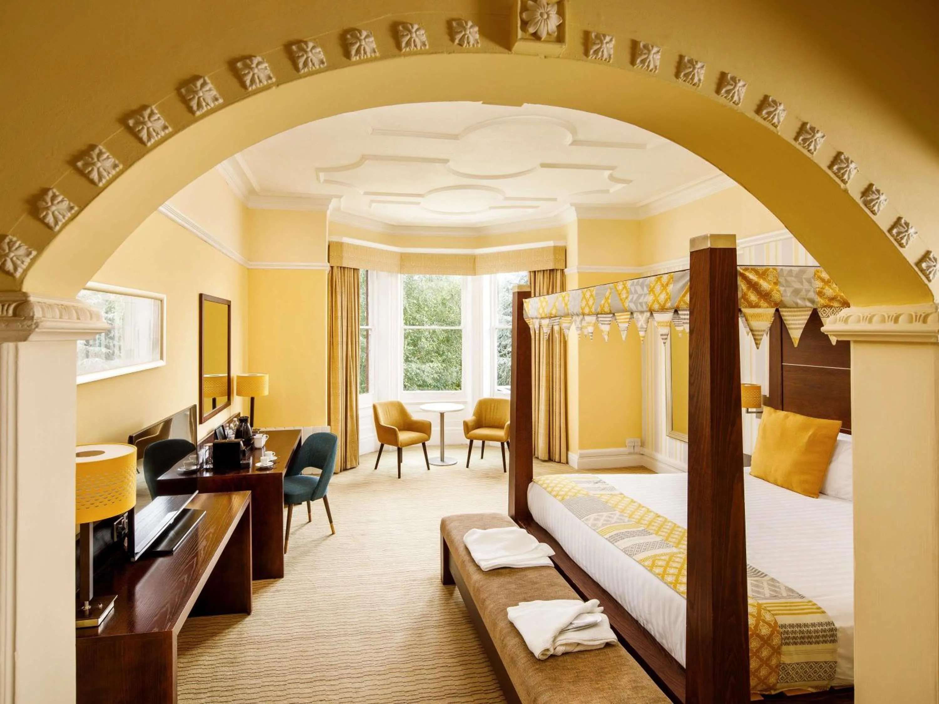 Superior Double Room in Mercure Hull Grange Park Hotel