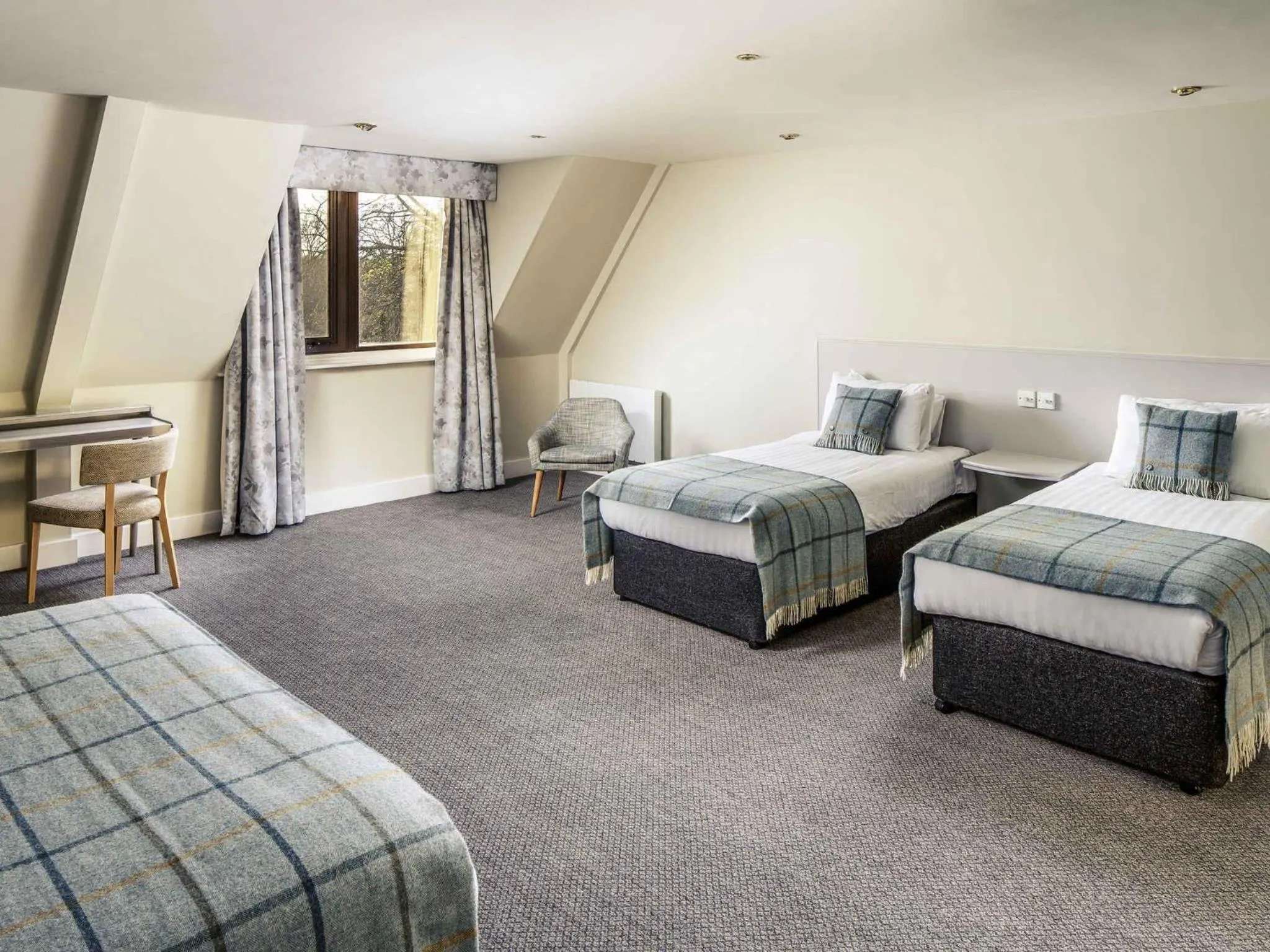 Classic Family Room in Mercure Hull Grange Park Hotel