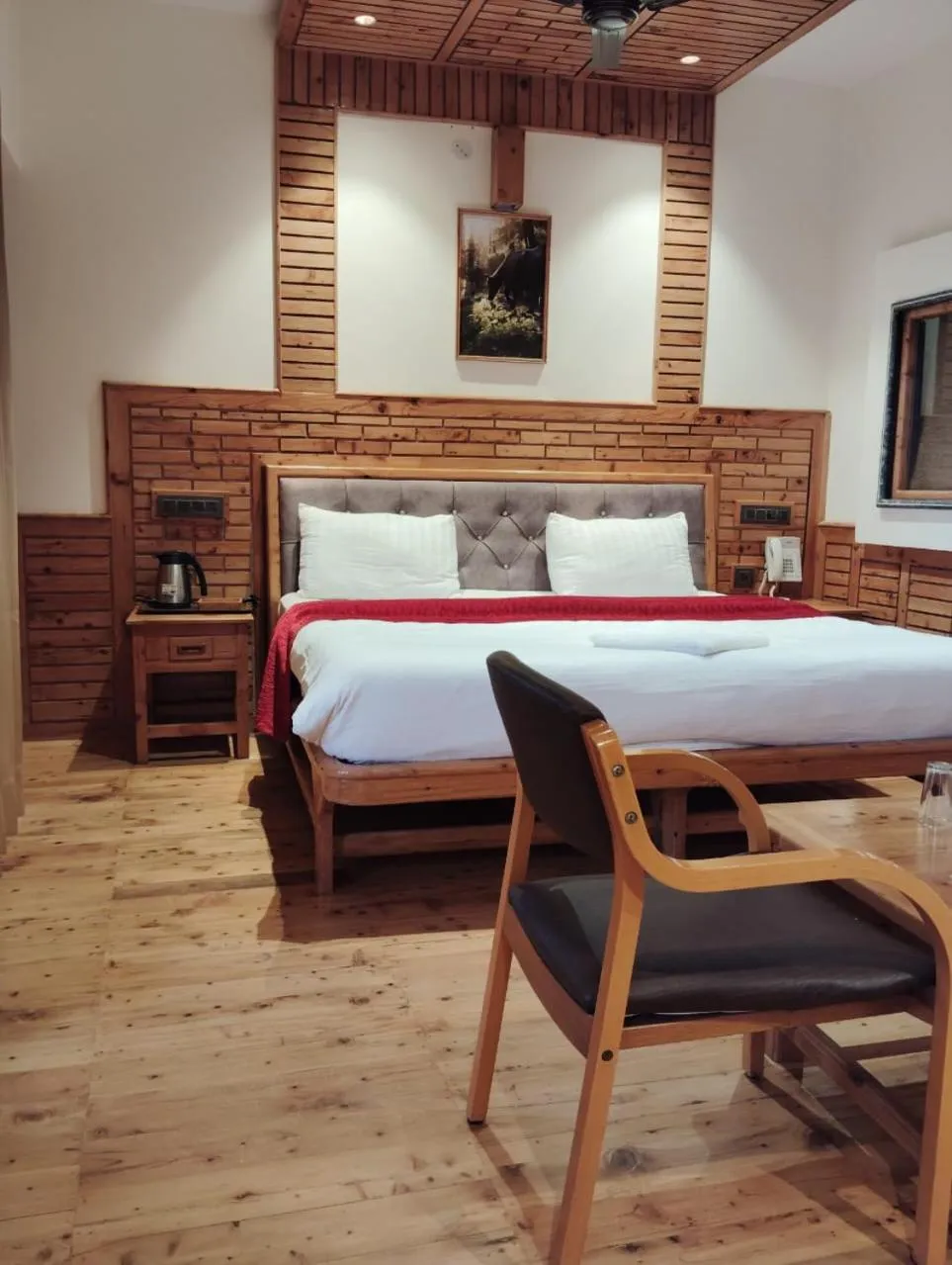 Hotel CM Palace - Pure Vegetarian