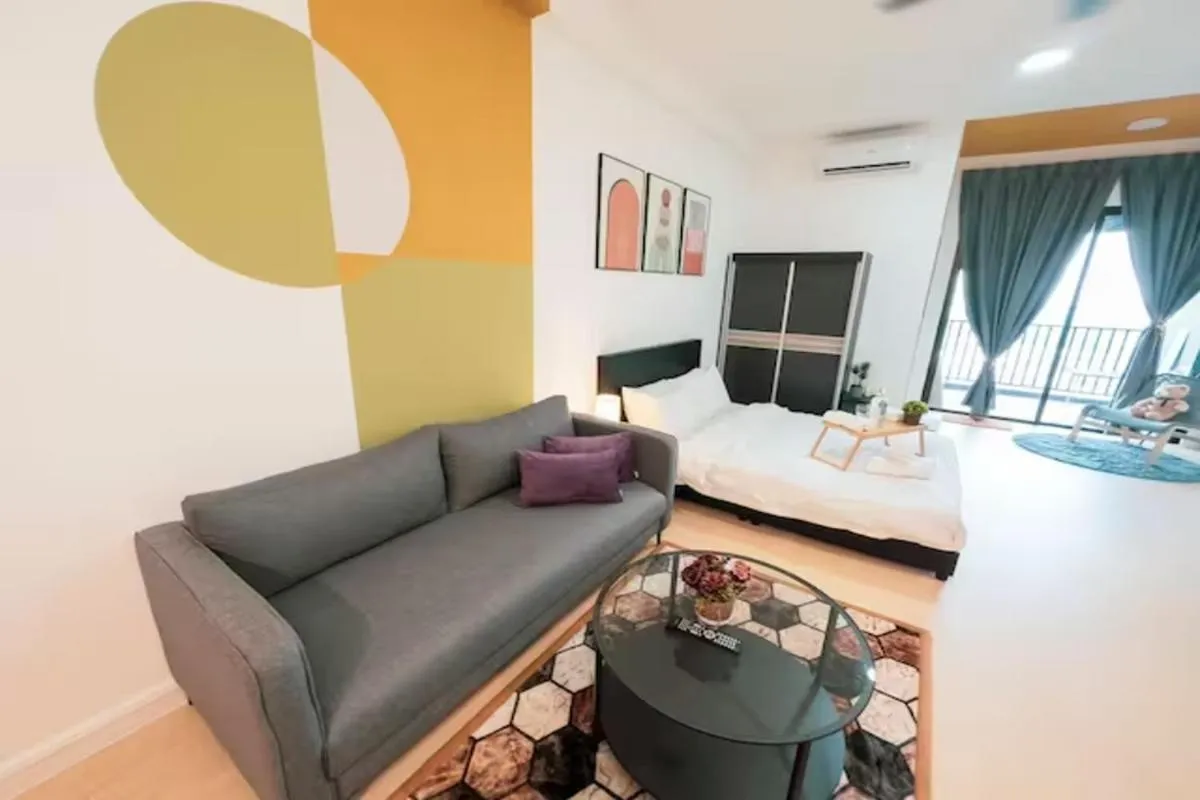 Studio with Balcony in Netizen Cozy Suite By GUESTONIC
