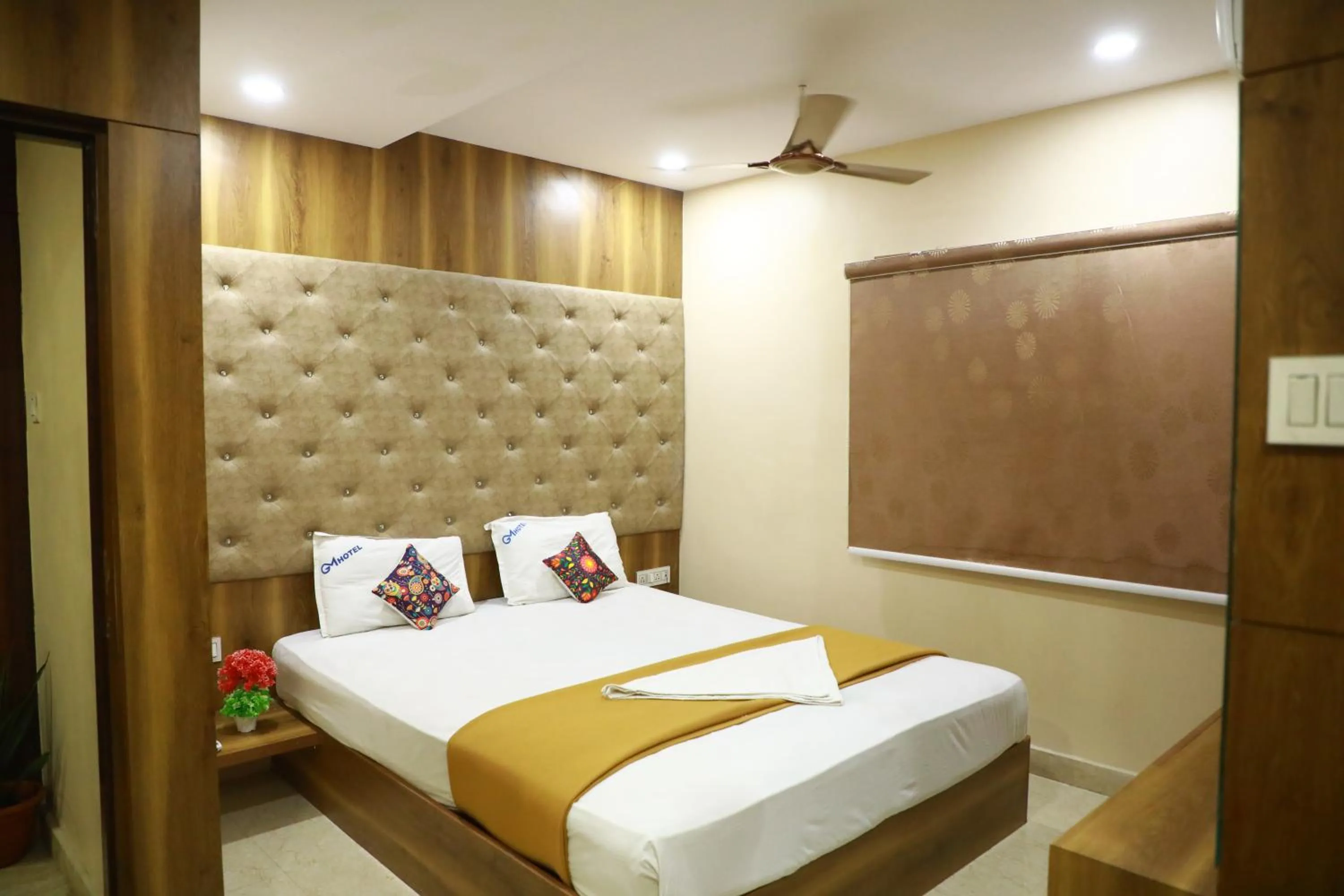 Standard King Room in GM Hotel