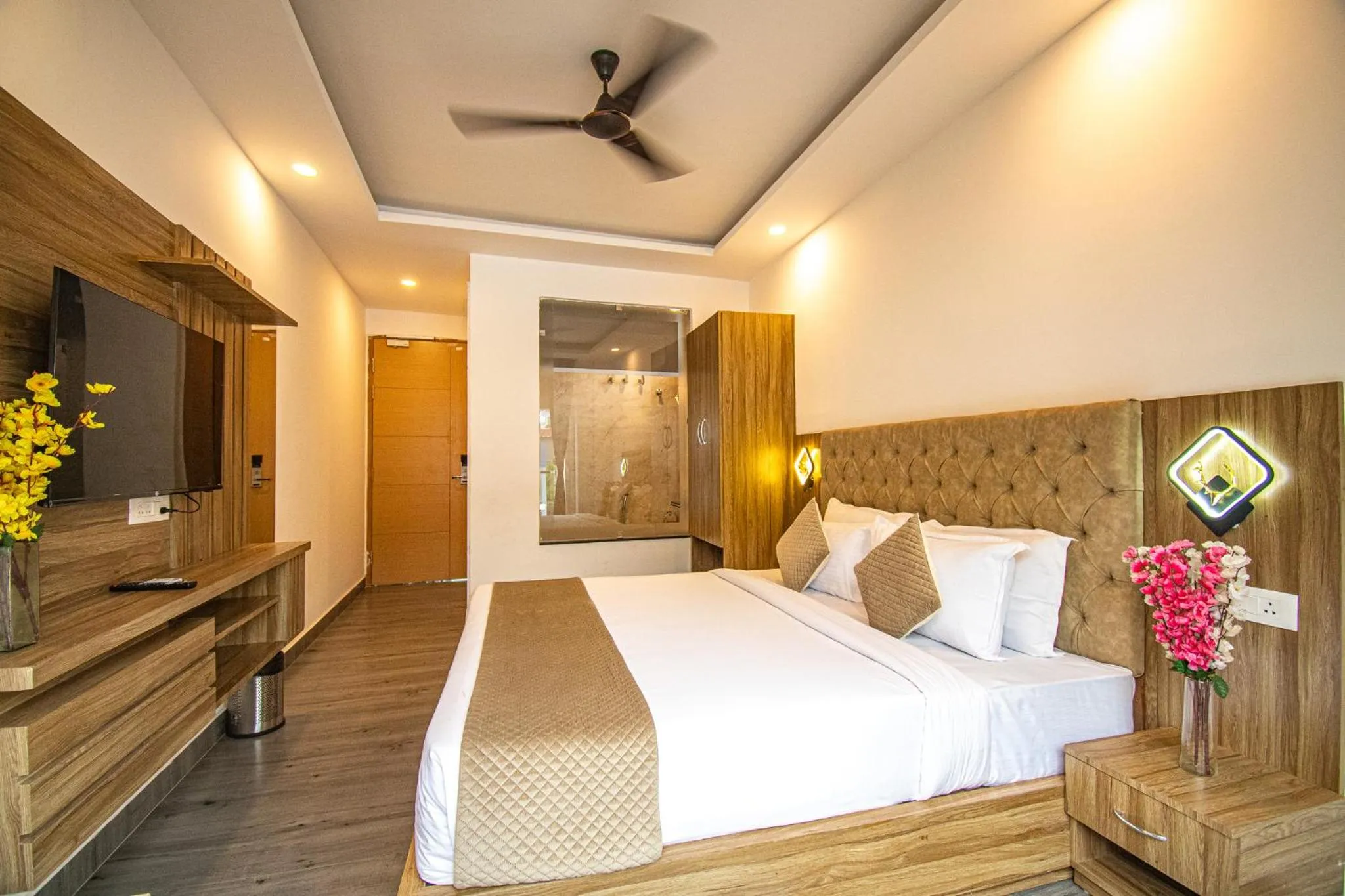 Deluxe Room in Hotel JP Hills Rishikesh