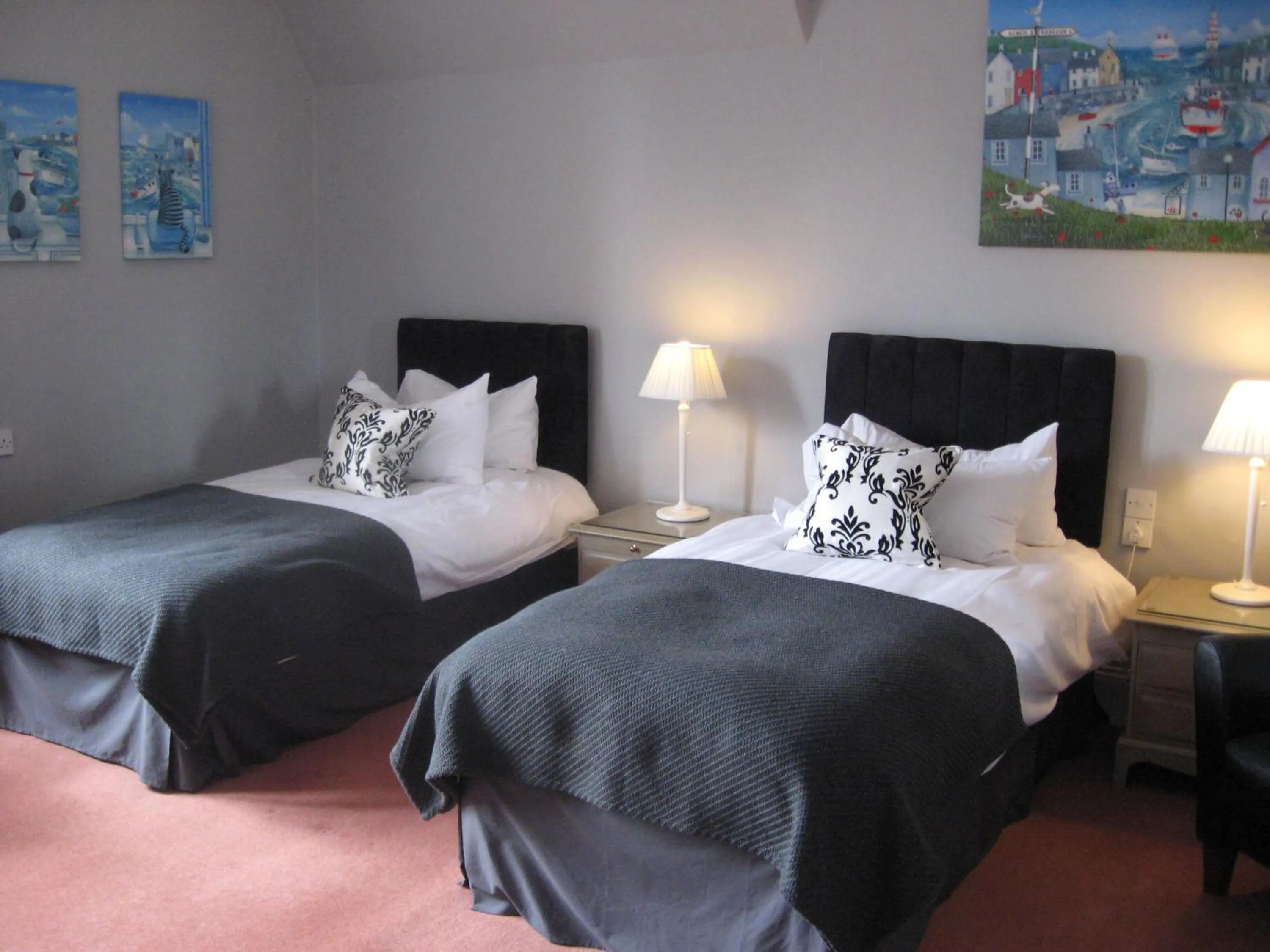 Twin Room - single occupancy in Shaftesbury Hotel Dundee