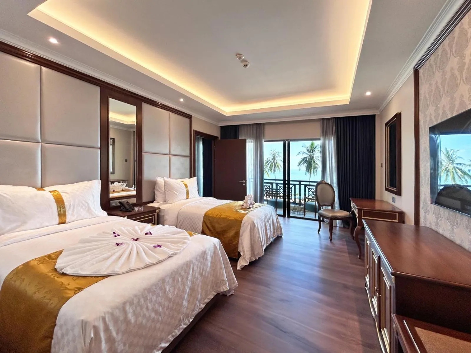 Junior Suite Twin in Damai Lagoon Resort