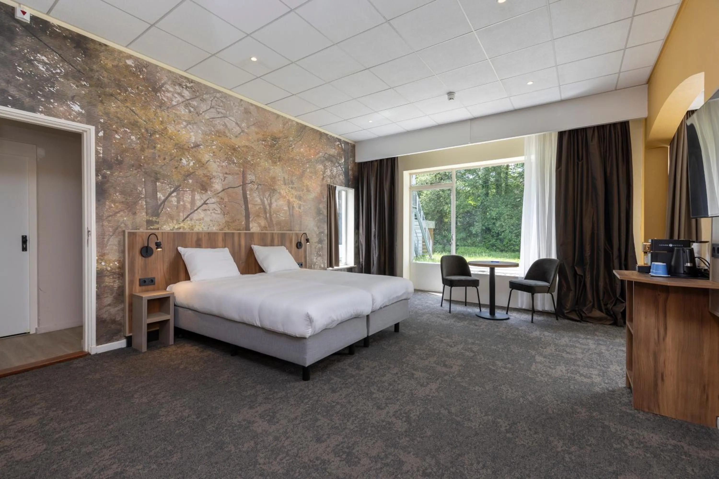 Junior Suite with Terrace in Fletcher Hotel Restaurant Erica