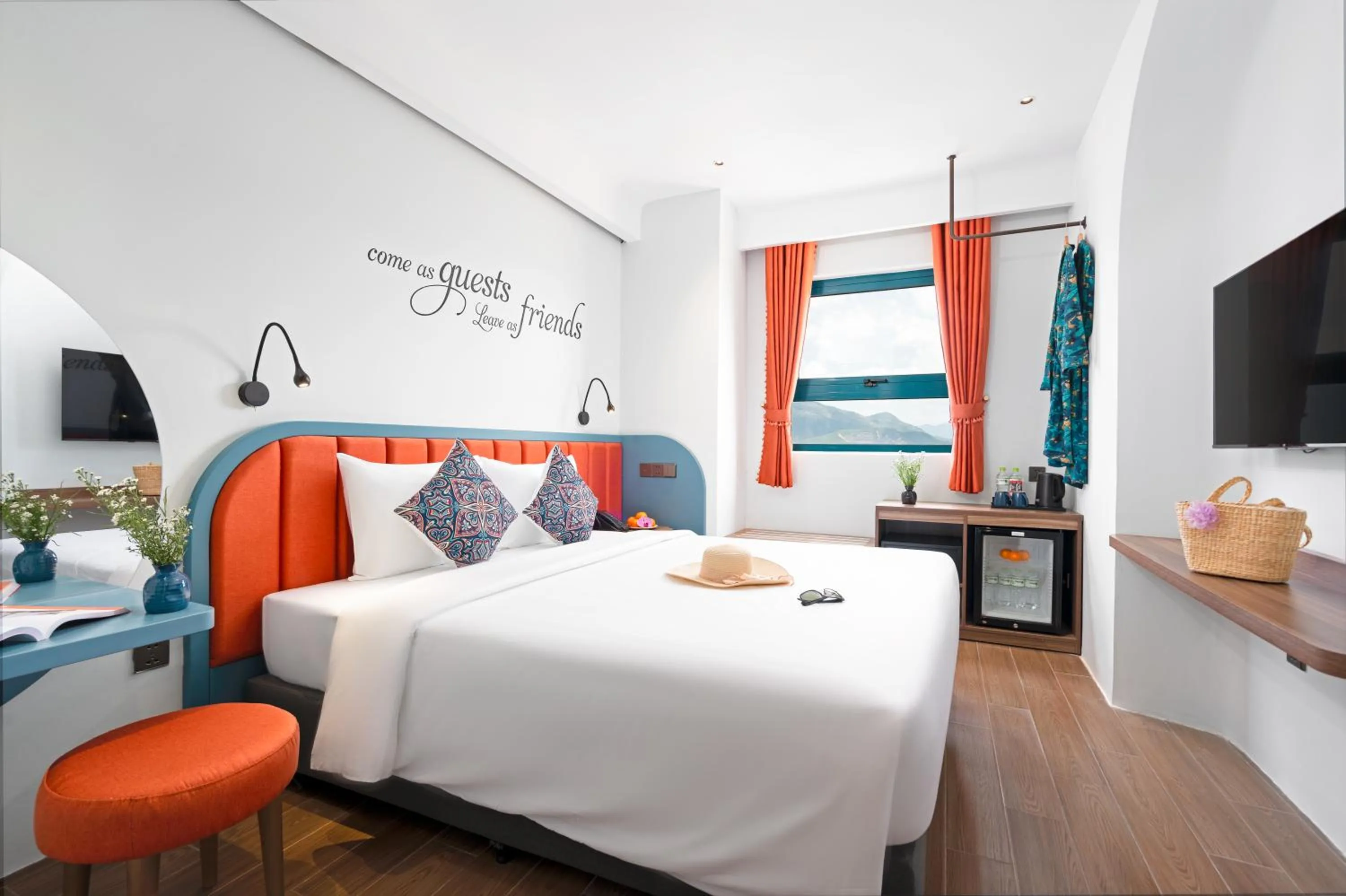 Deluxe Double or Twin Room with City View in Pavillon Boutique Hotel & Apartment Nha Trang