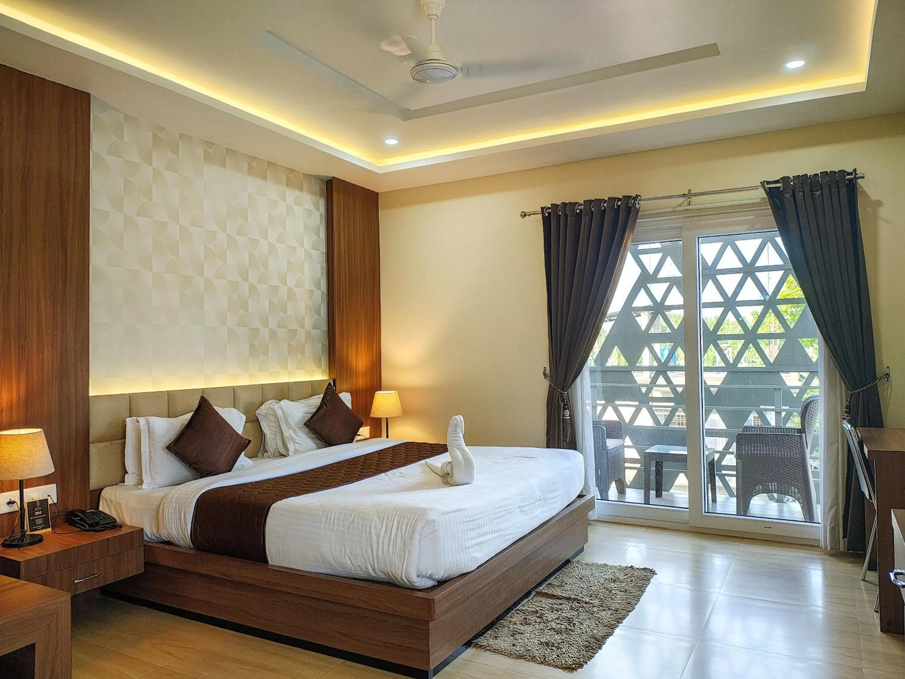 Deluxe Junior Suite in Hotel Bliss