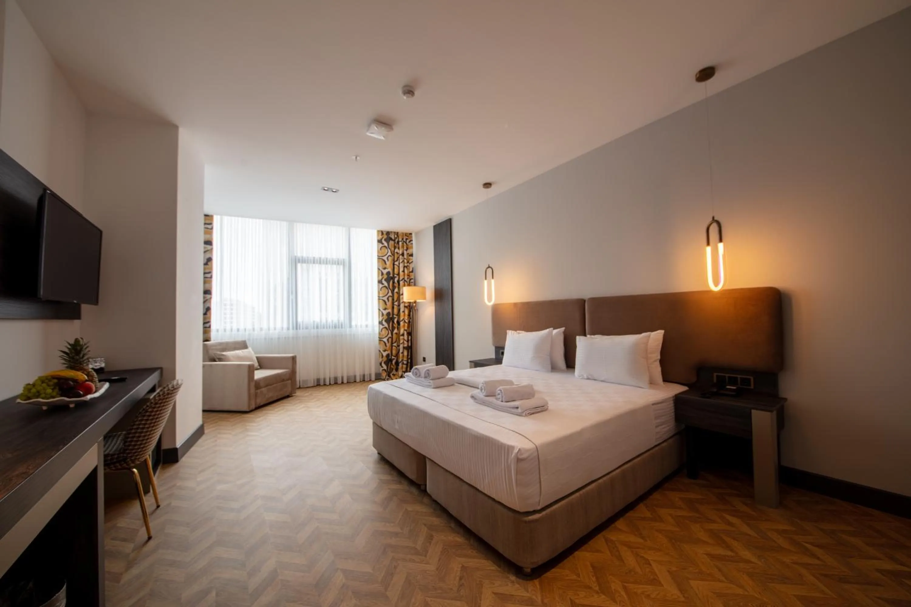 Deluxe Room in V Center Hotel