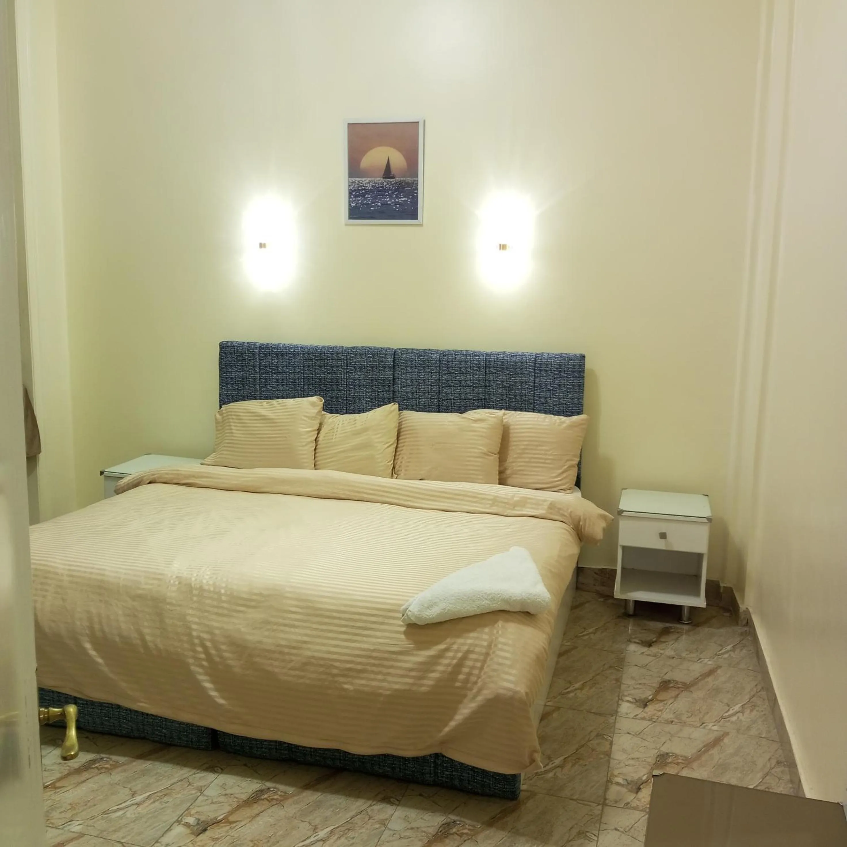 Deluxe Single Room - single occupancy in New Panorama Palace