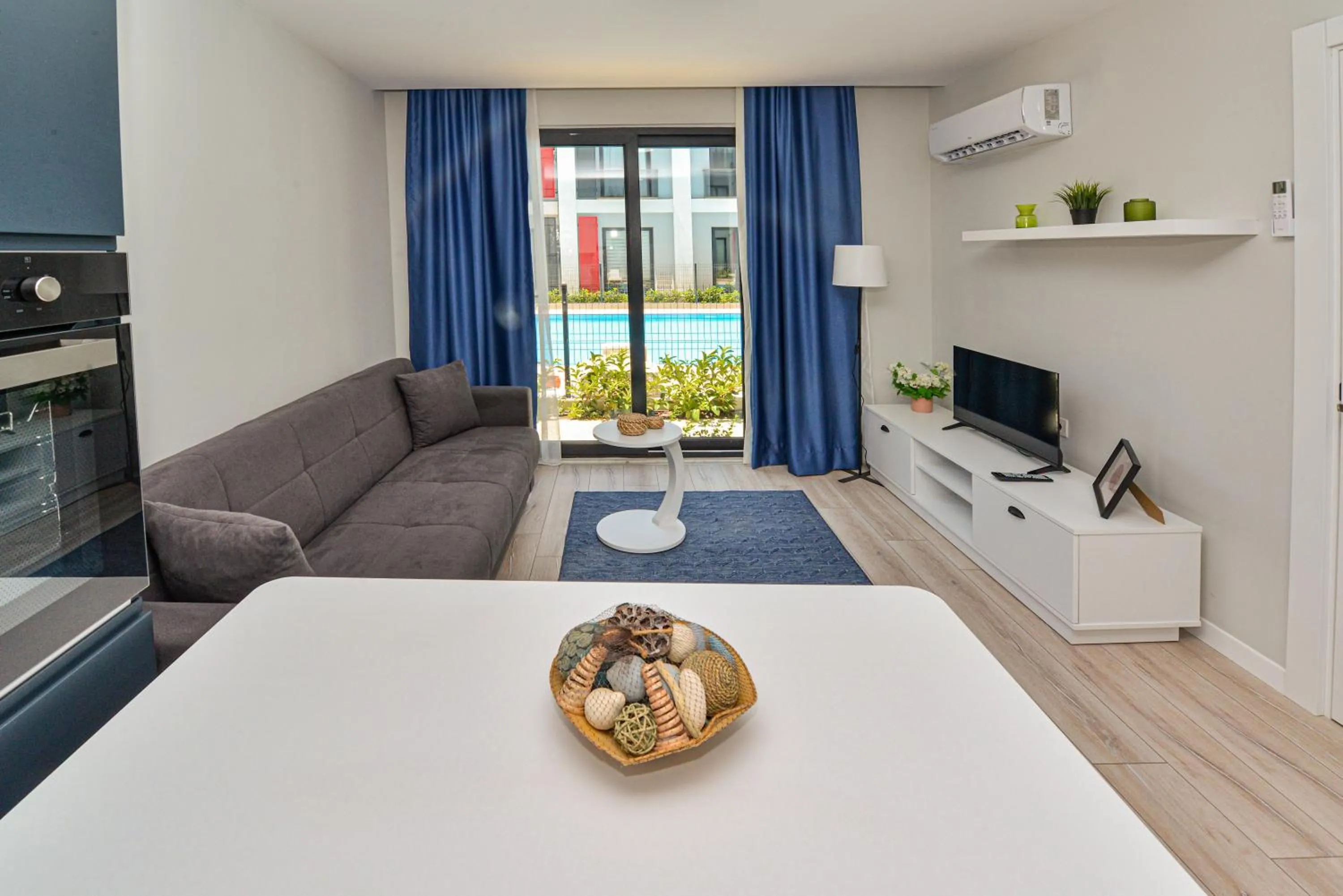 Apartment with Pool View  - single occupancy in C Suites Antalia Airport