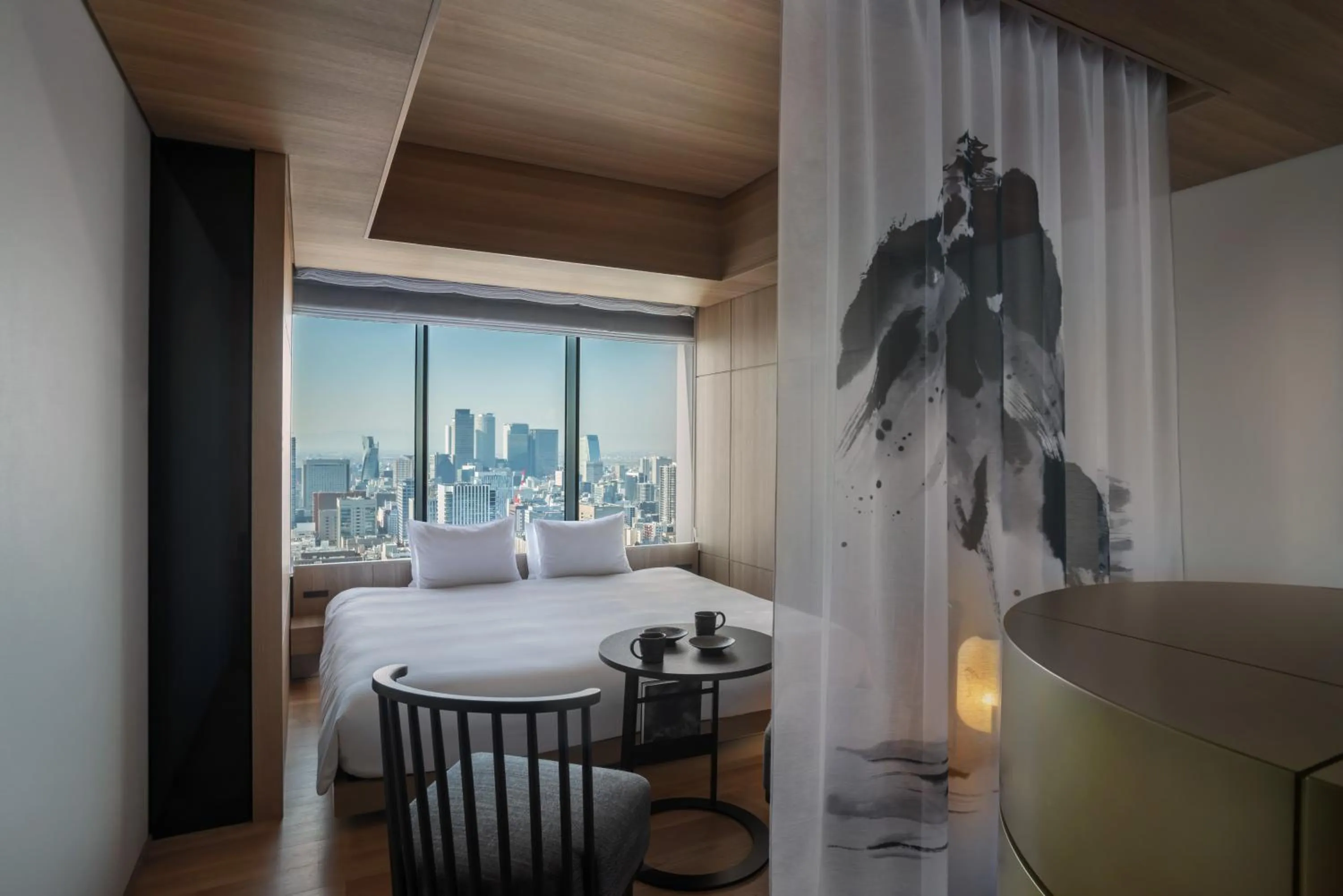 Superior King Room  【History】25 - 28F in The Royal Park Hotel Iconic Nagoya