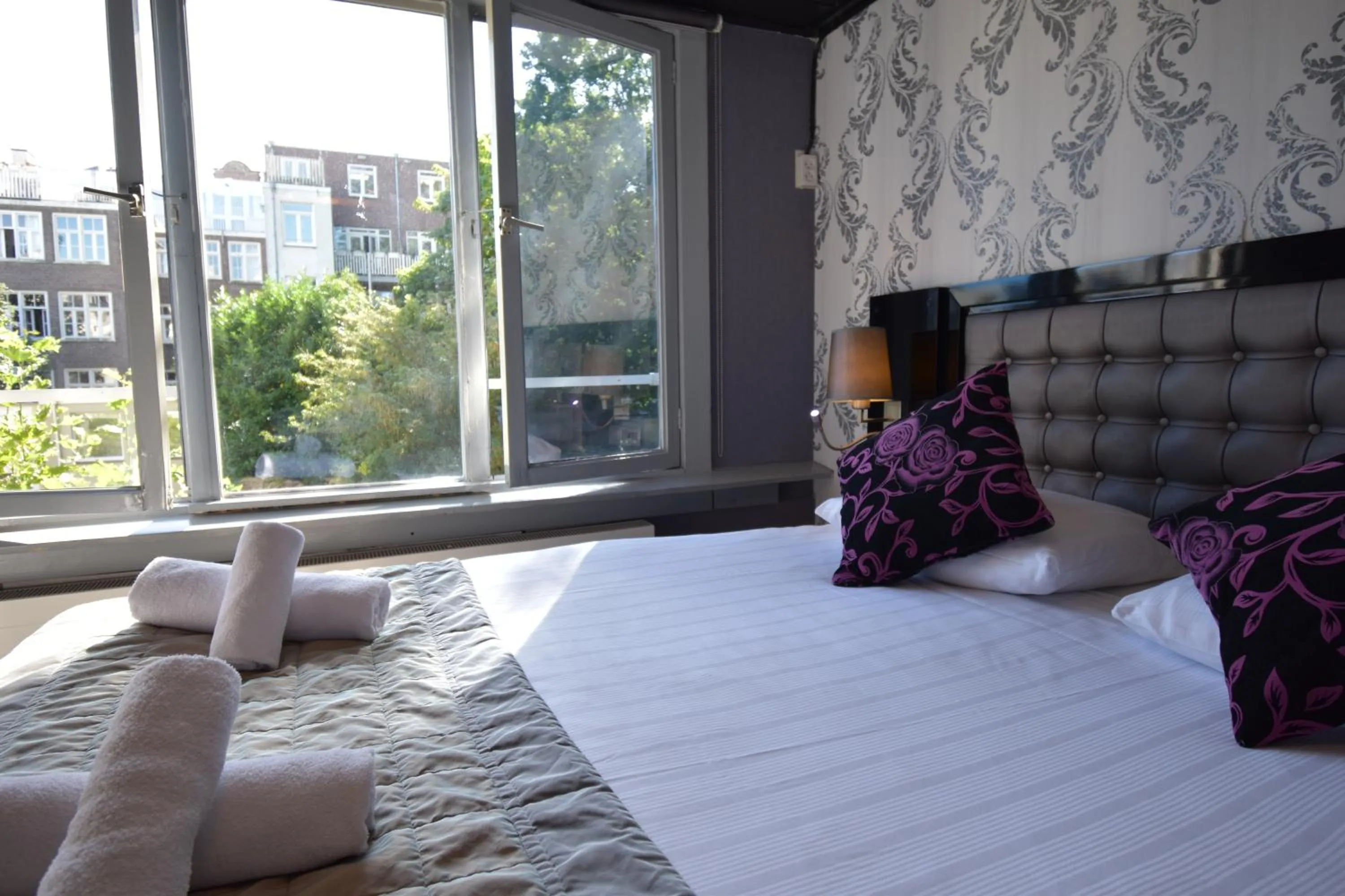 Large Double Room in Hotel Hermitage Amsterdam