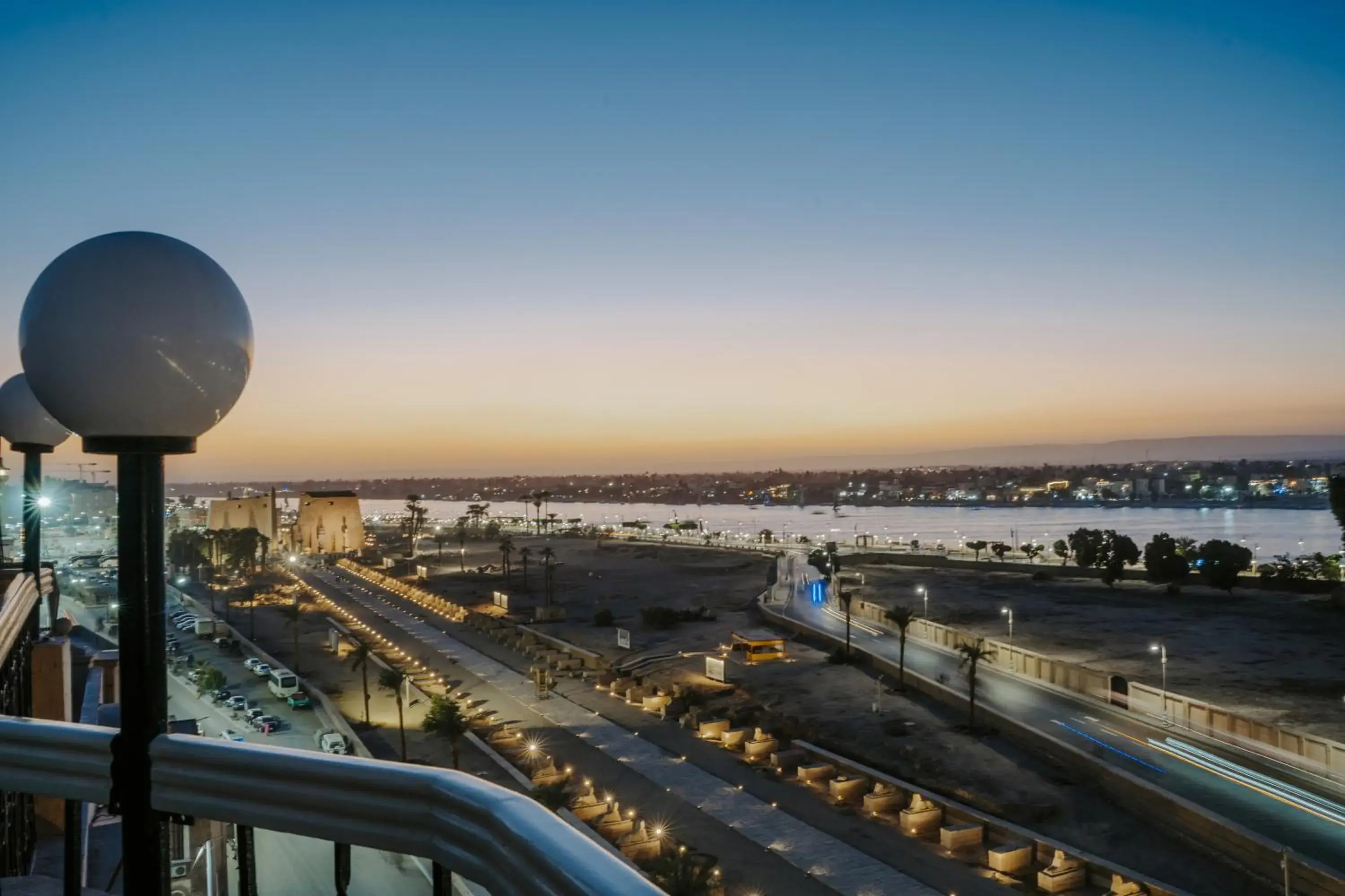 Queens Valley Hotel Queens Valley Hotel