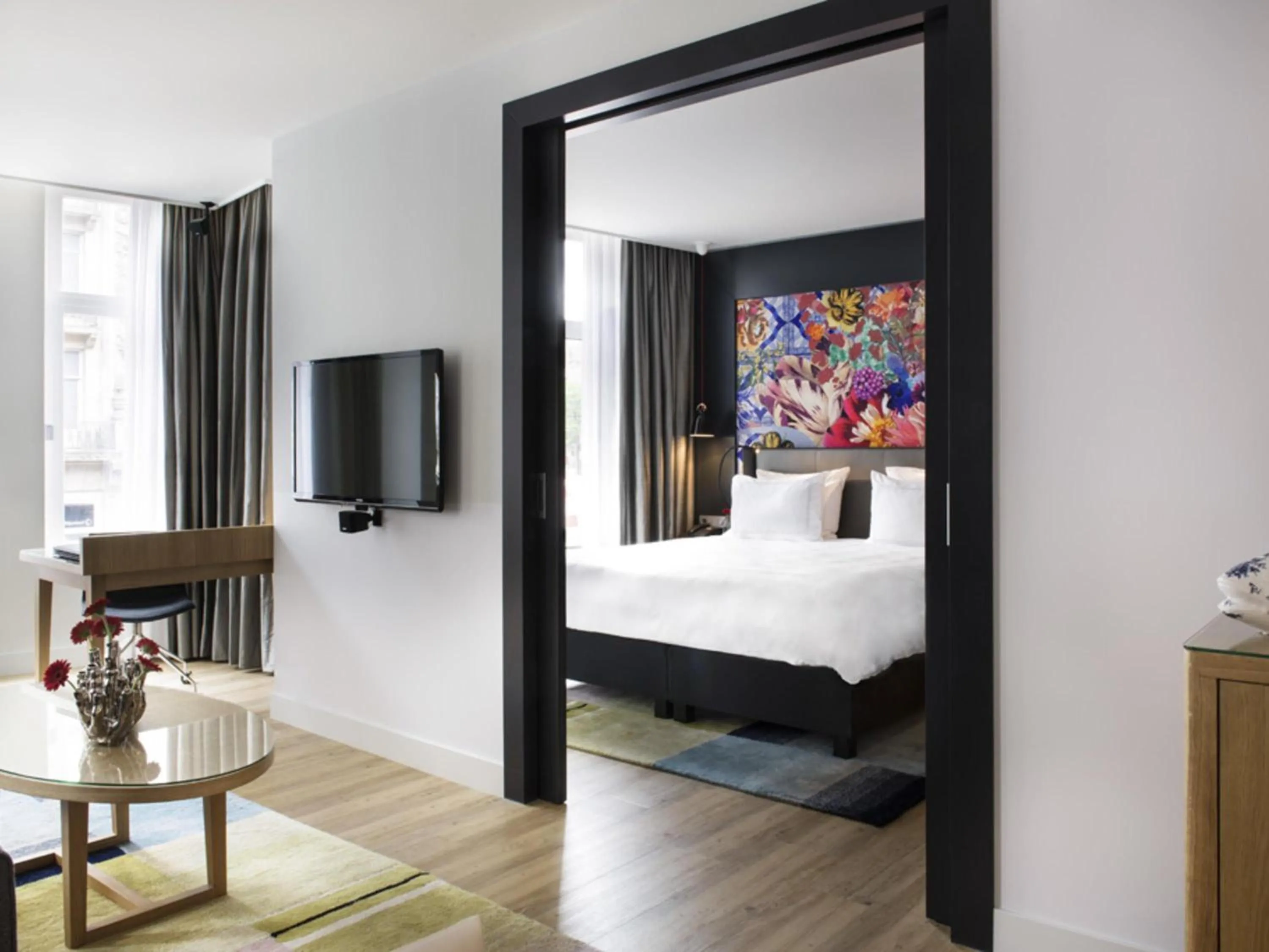 Signature City View Suite in Swissôtel Amsterdam