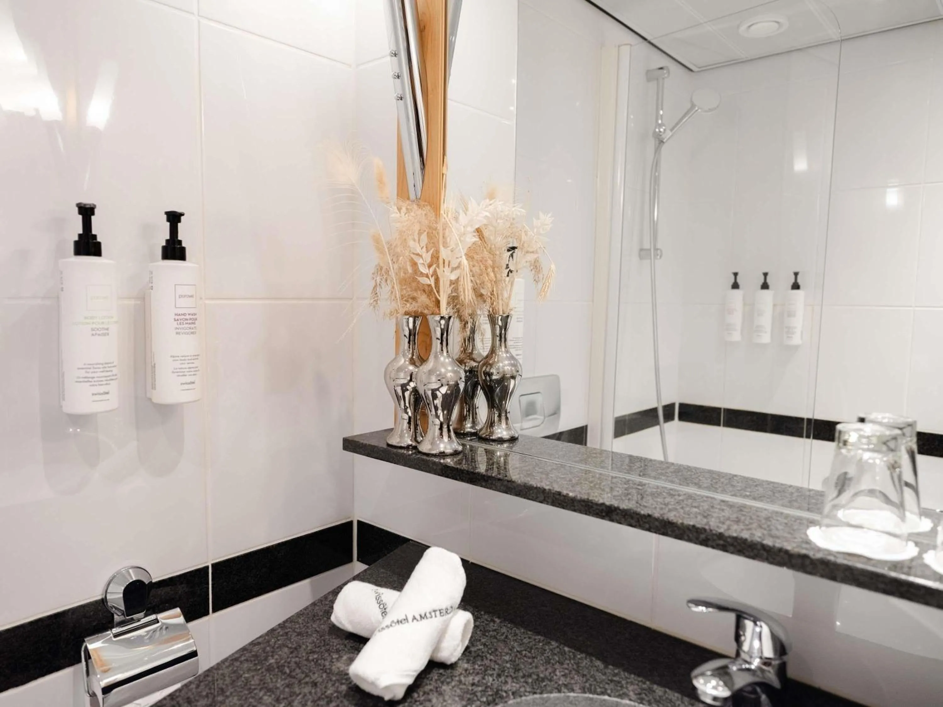 Classic Double Room in Swissôtel Amsterdam