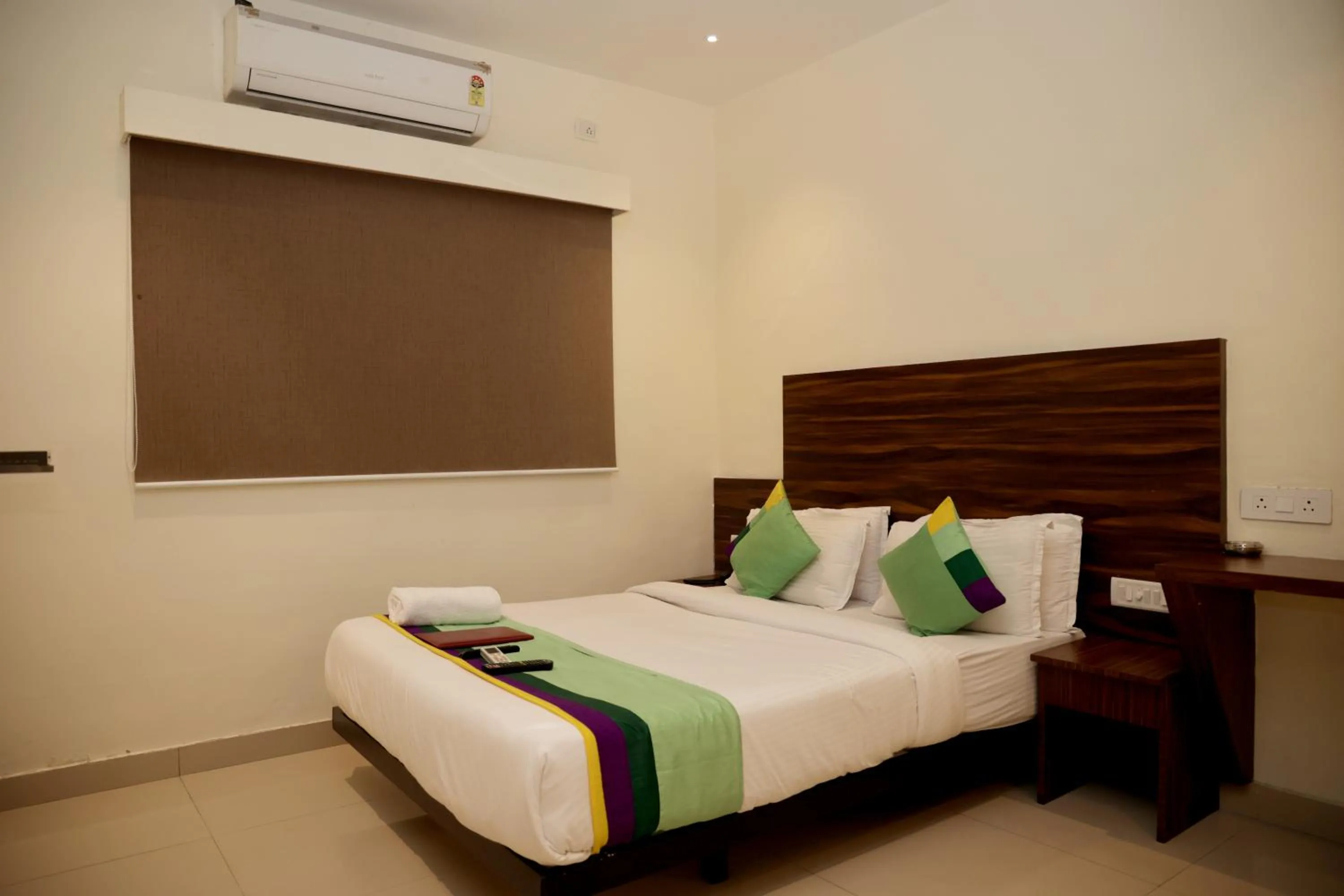 Standard Double or Twin Room in HOTEL GOLDEN TULIPZ