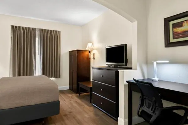 Single Room with Bathroom - single occupancy in Quality Inn and Suites Lafayette