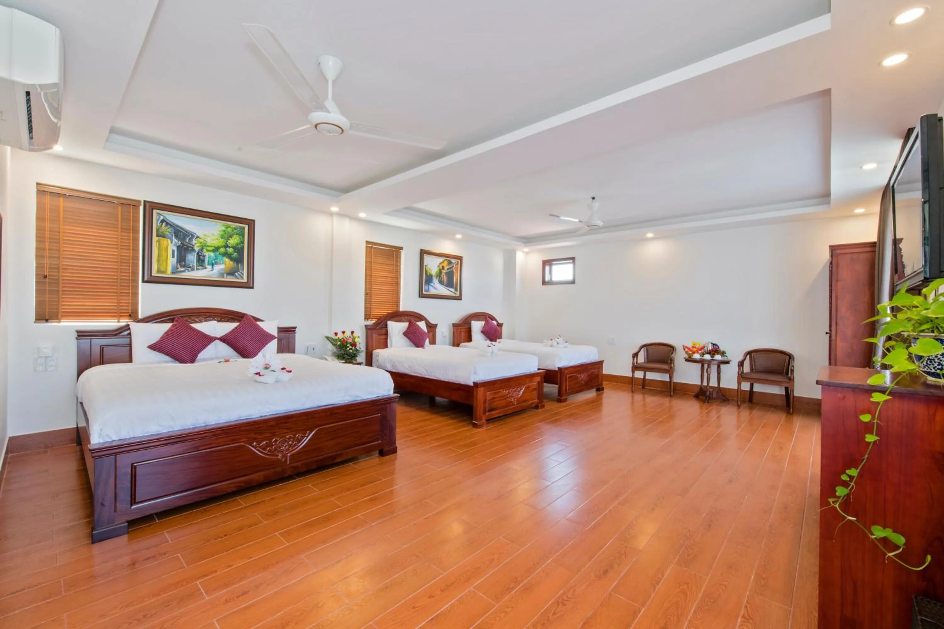 Family Room with Balcony in Bonsai Villa Hoi An