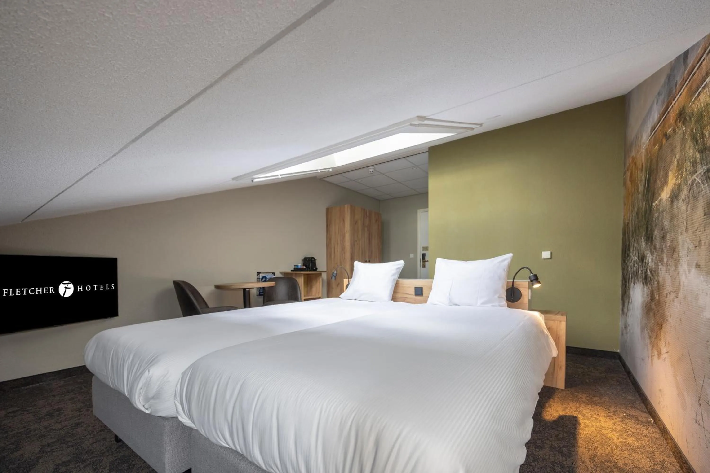 Small Twin Room in Fletcher Hotel Jan van Scorel