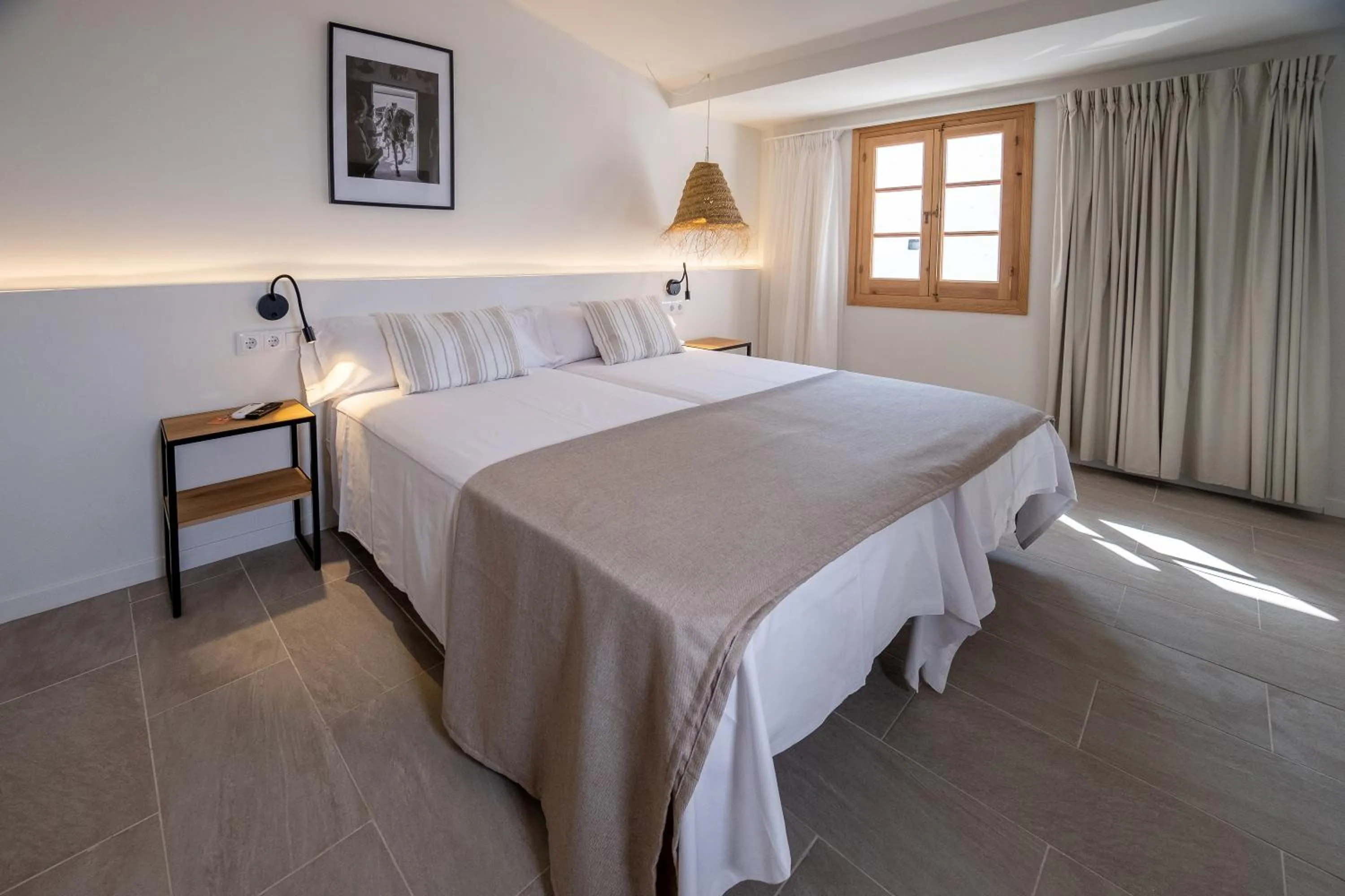 Double or Twin Room in Tres Tocs