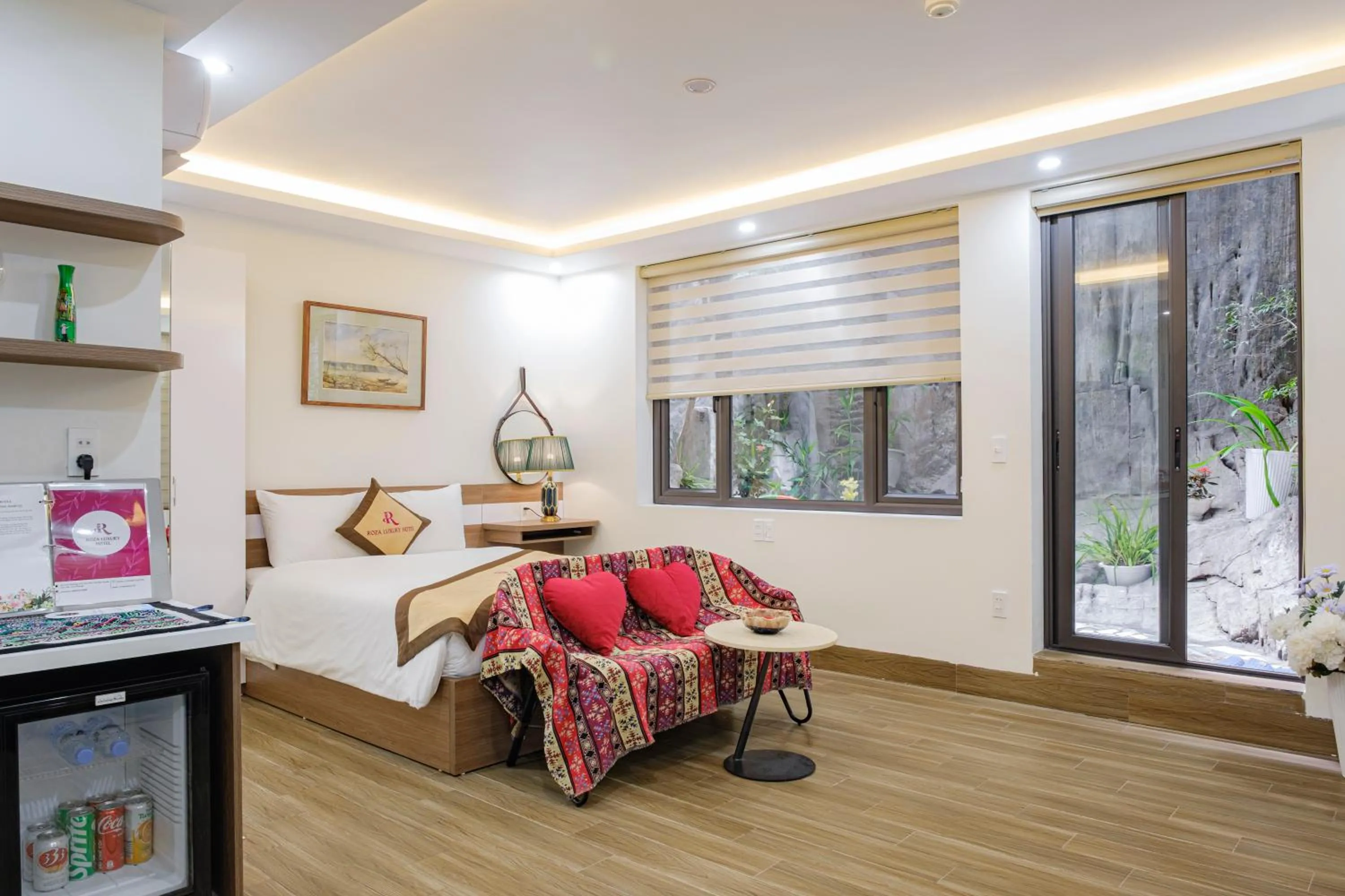 Double Room with Patio in Roza Palace Cat Ba