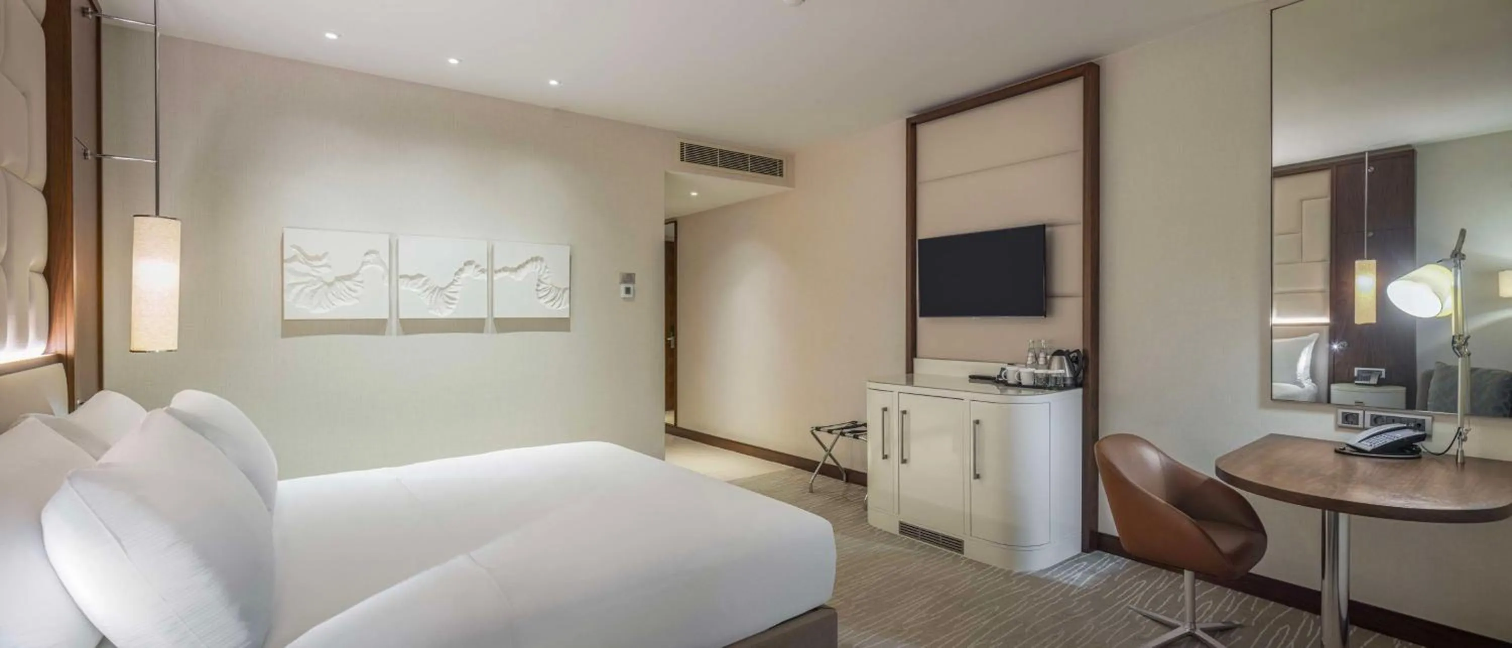 Twin Executive Room in Hilton Batumi