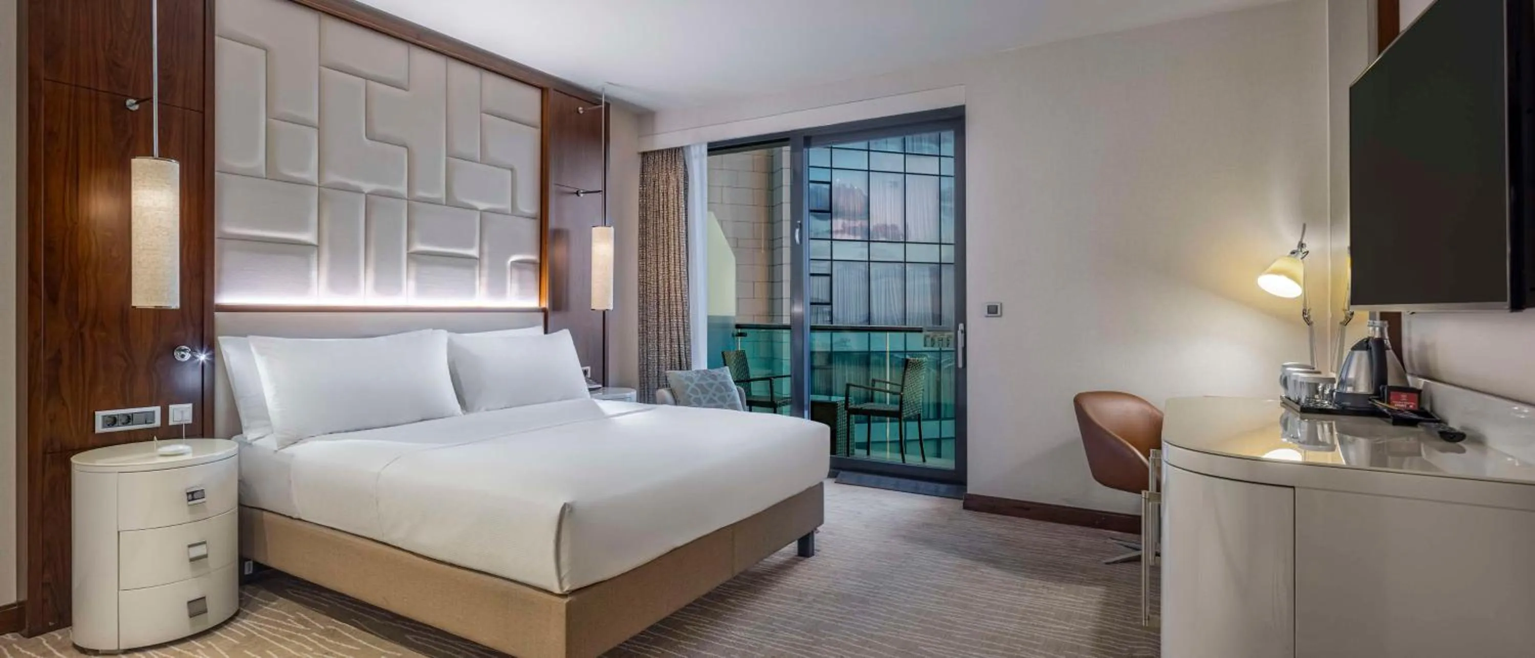 King Room with Balcony and Sea View in Hilton Batumi