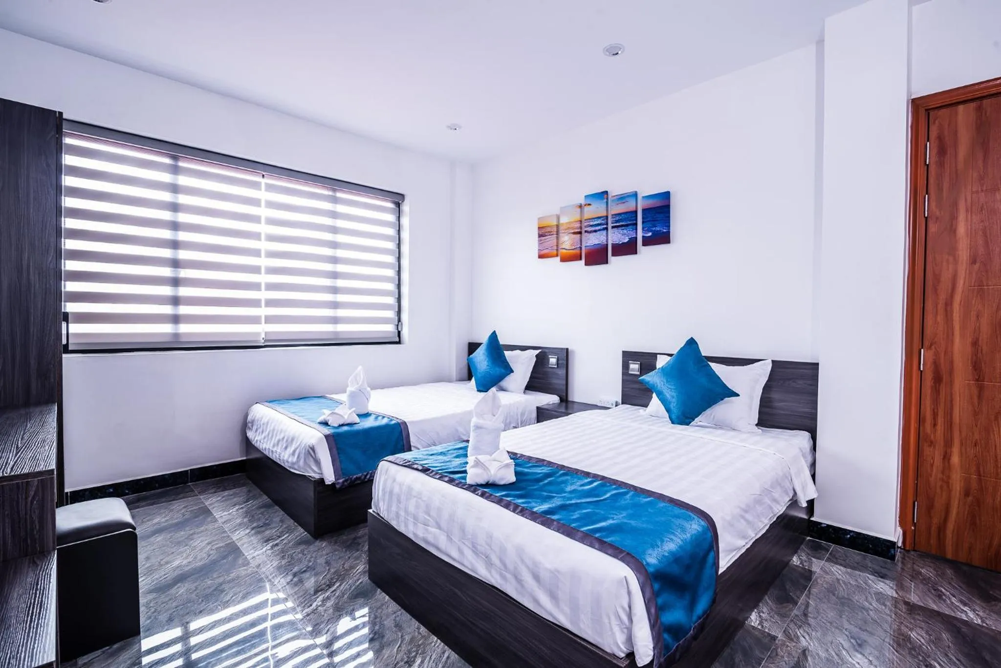 Superior Twin Room in A&J Kampot Boutique