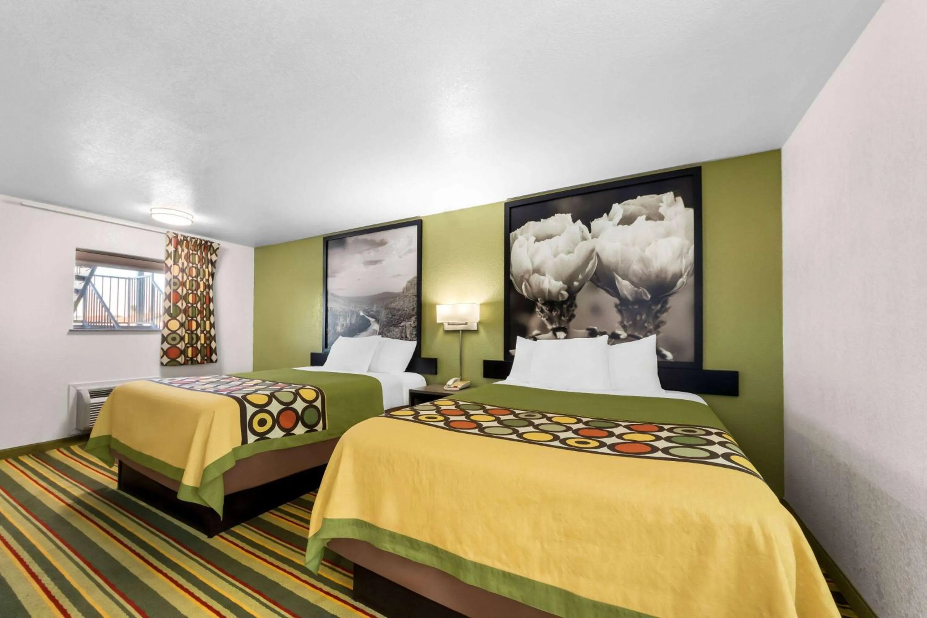 Queen Room with Two Queen Beds - Non-Smoking in Super 8 by Wyndham Pleasanton